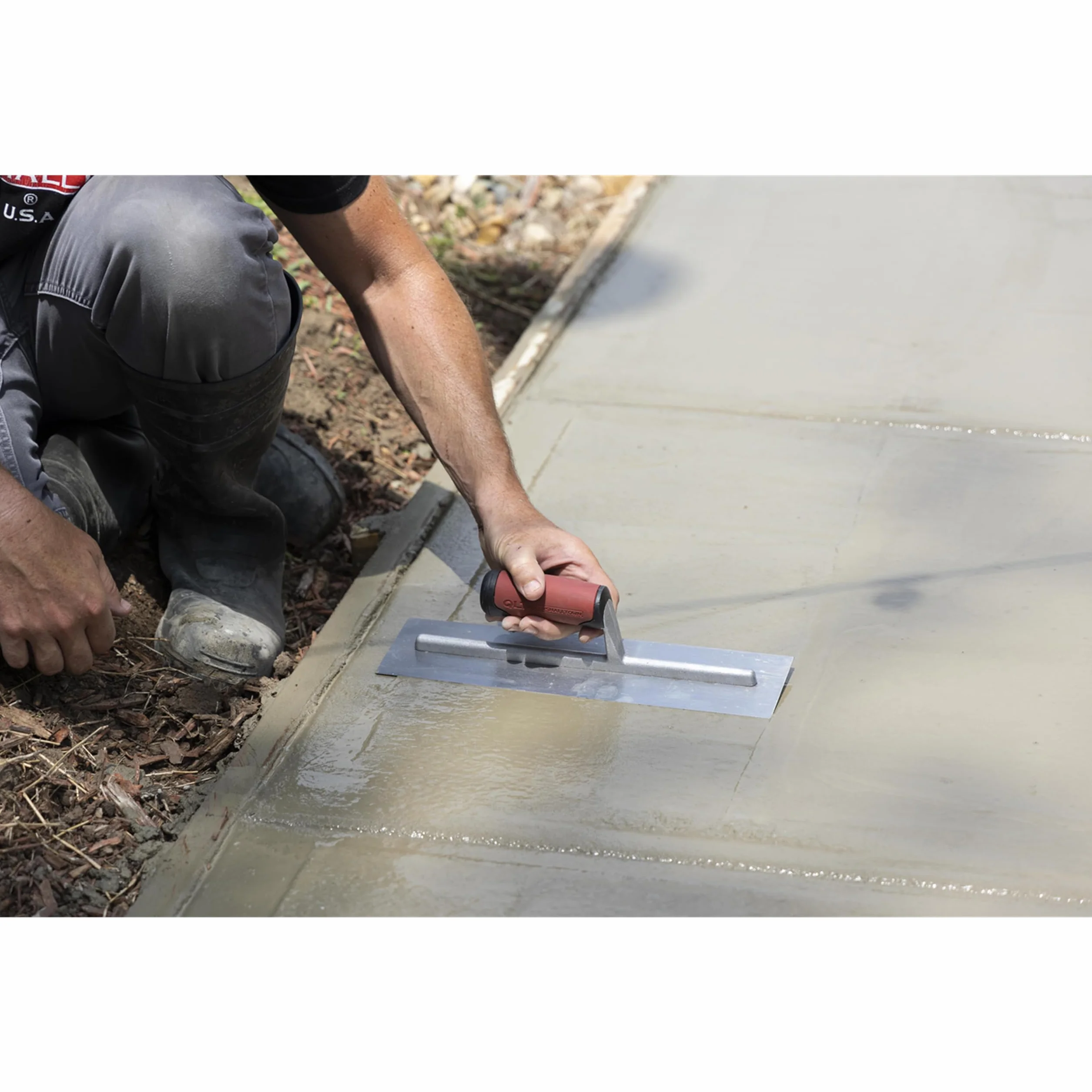 MARSHALLTOWN 11103 Cazzuola per Lisciare-Impugnatura SoftGrip, Acciaio al Carbonio, 356x102 mm, Argento