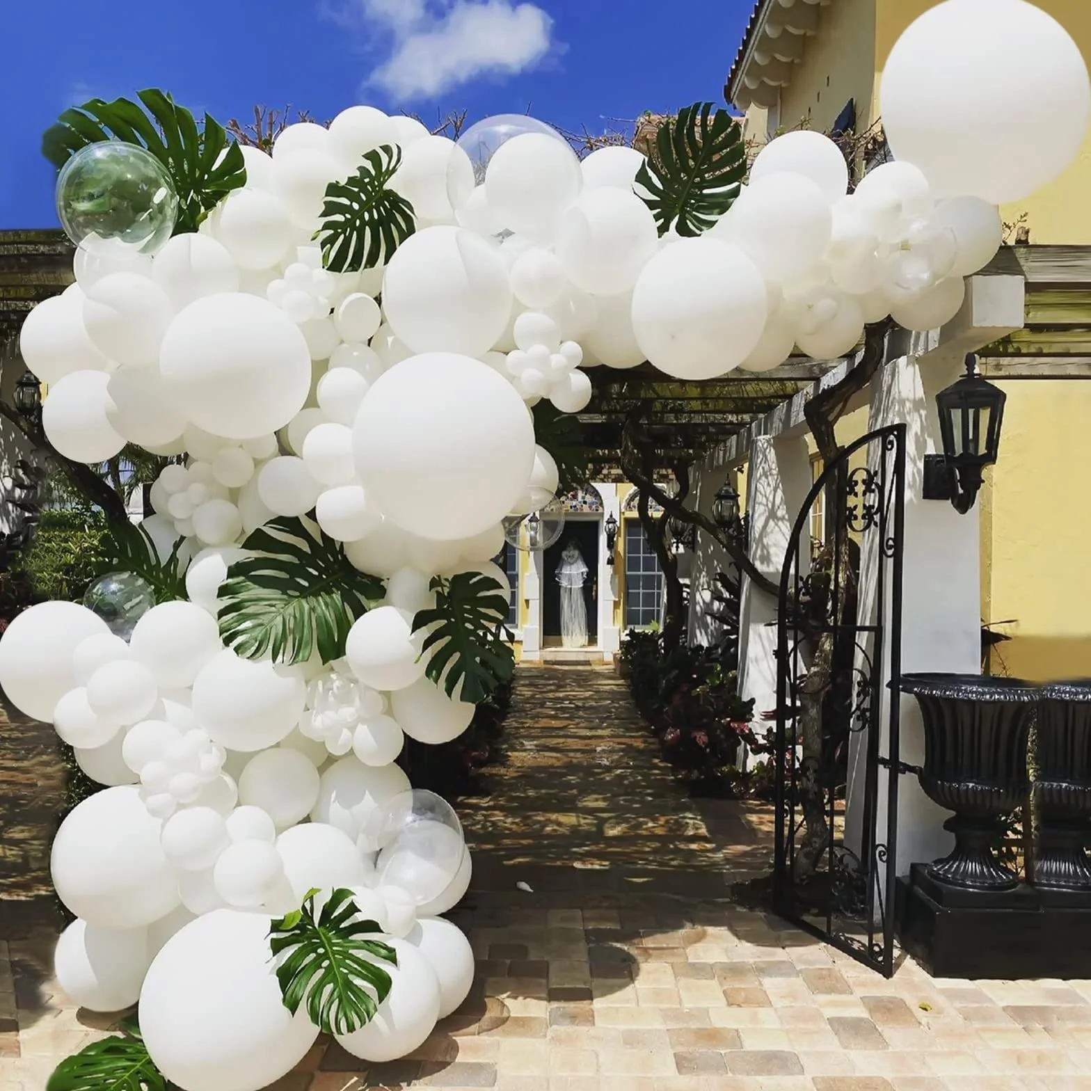 Palloncini Bianchi, 106 pezzi Kit Ghirlanda Arco di Palloncini Bianchi 5 10 12 18 pollici con Elio e Nastro per Ragazze Donne Deco Festa di Compleanno Baby Shower Decorazioni Doccia Nuziale