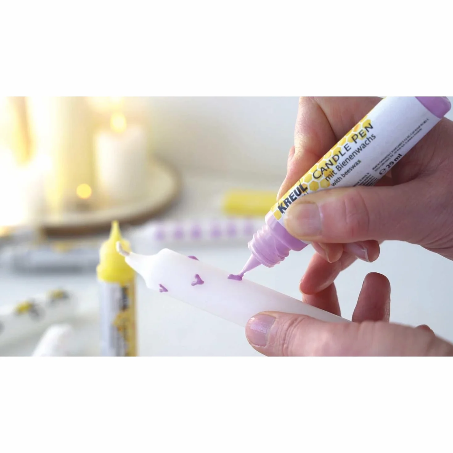 KREUL 49714 - Penna per Candele, Oro, 29 ml, Penna per Candele con Punta fine, Vernice con Cera d'api per Decorare e dipingere Le Candele