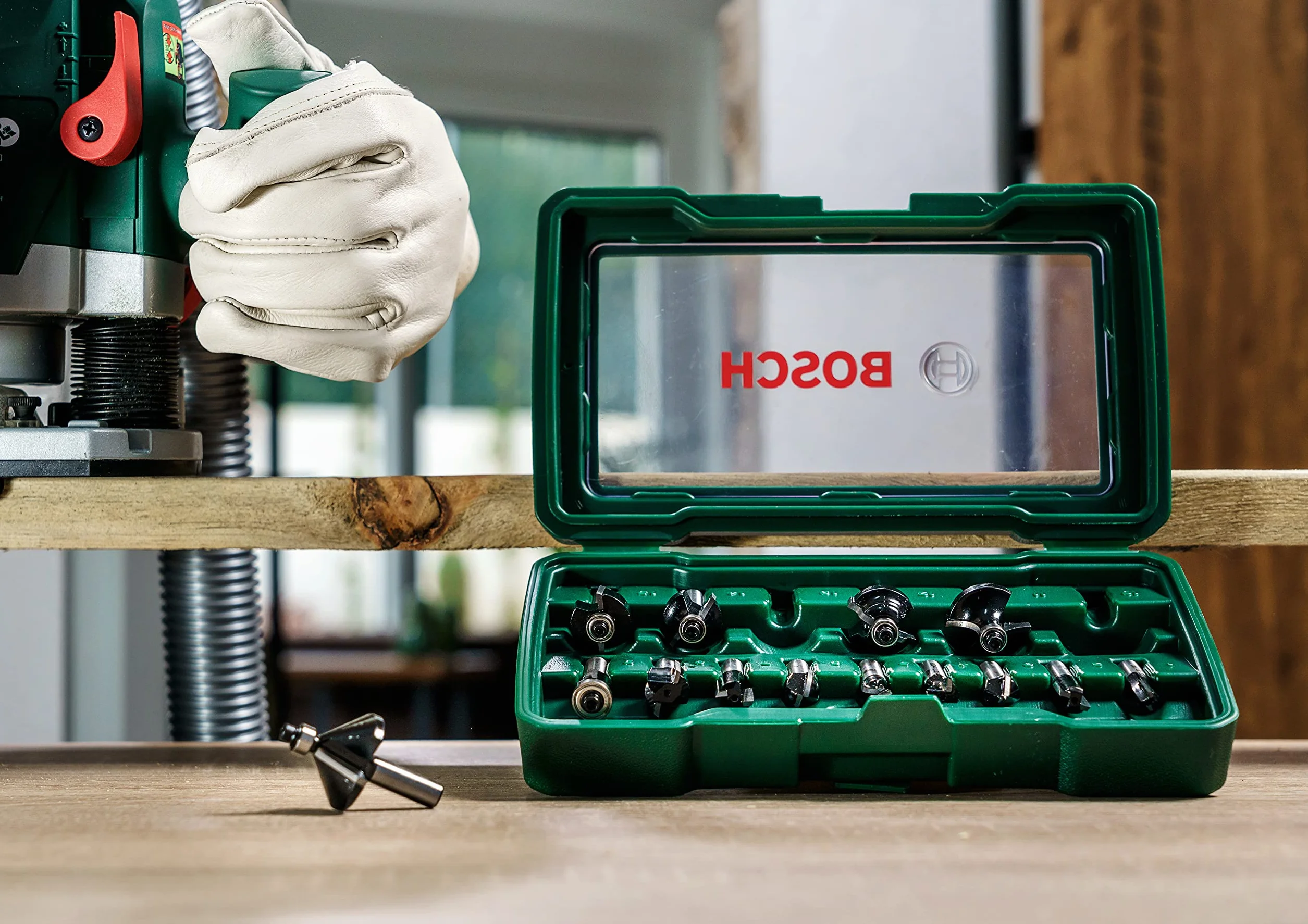 Bosch Set Da 15 Pezzi Di Frese In Metallo Duro, Per Legno, 45 X 40 X 25 Cm, Verde
