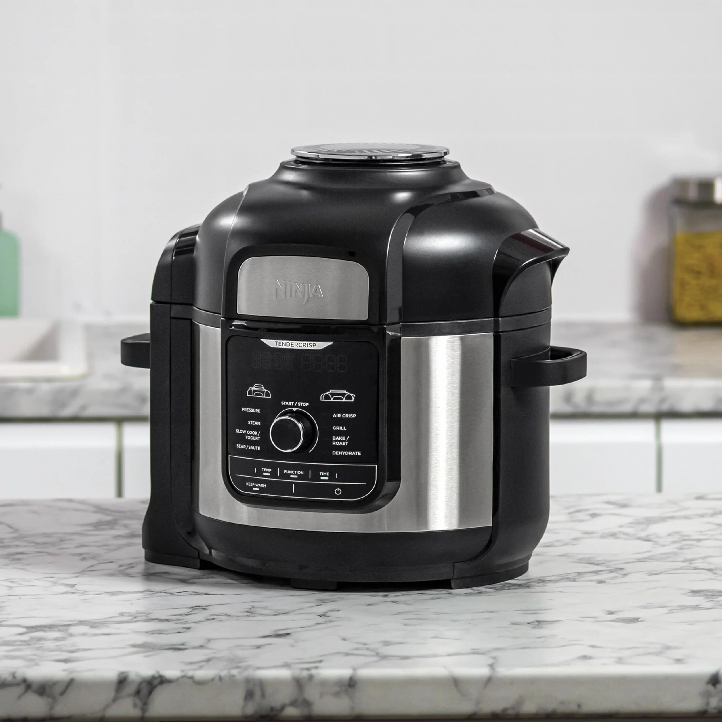 Ninja Foodi MAX Multicooker, 9 in 1, 7.5L, 9 Funzioni di Cottura, Pentola a Pressione, Friggitrice ad Aria, Cottura Lenta, Griglia e Altro, Acciaio Satinato/Nero, OP500EU