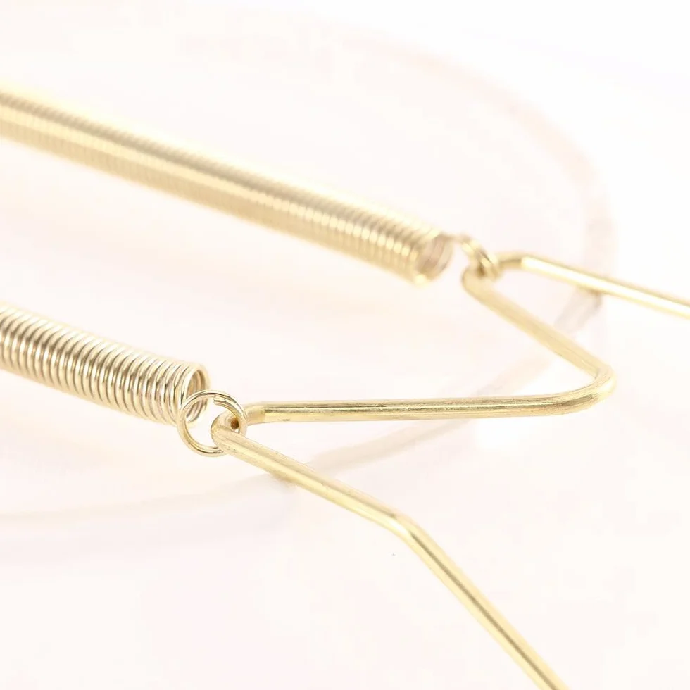 Appendiabiti da parete per piatti, supporto a molla, gancio invisibile W 6-16 pollici (30,5 cm)