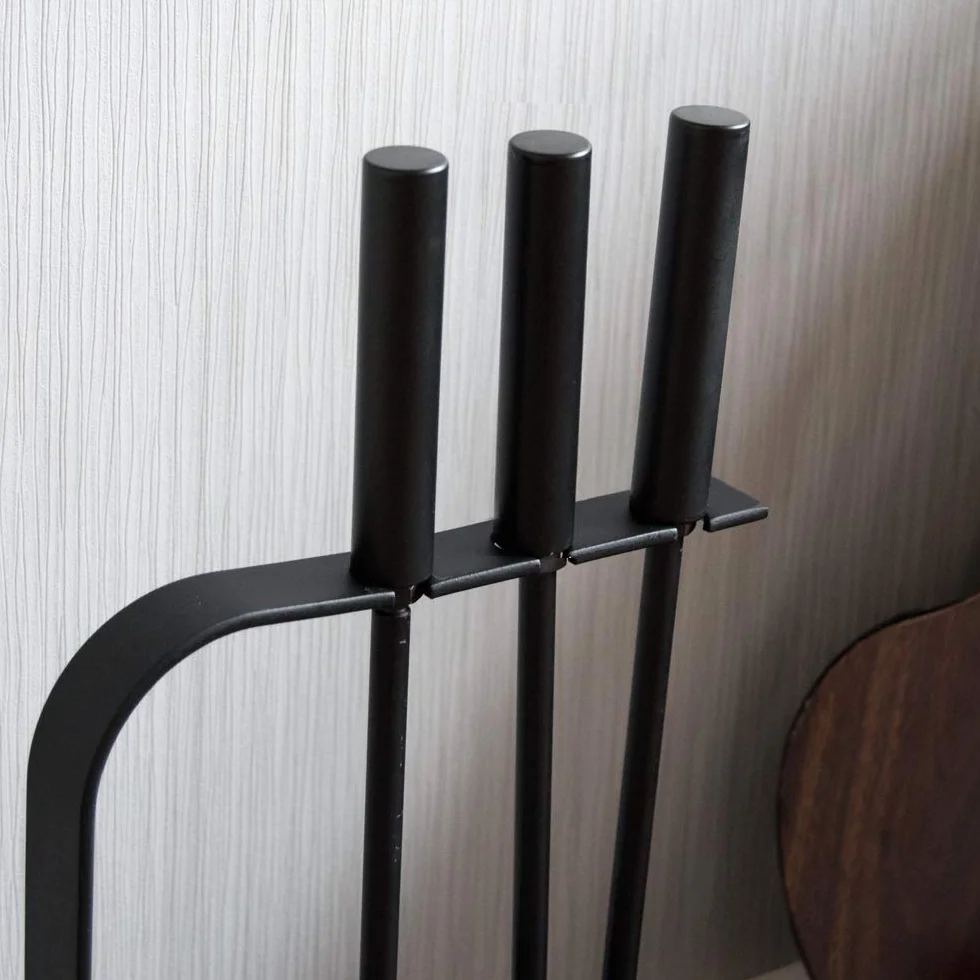 Aston Fuoco Companion Set 4 Pezzi Metallo Nero