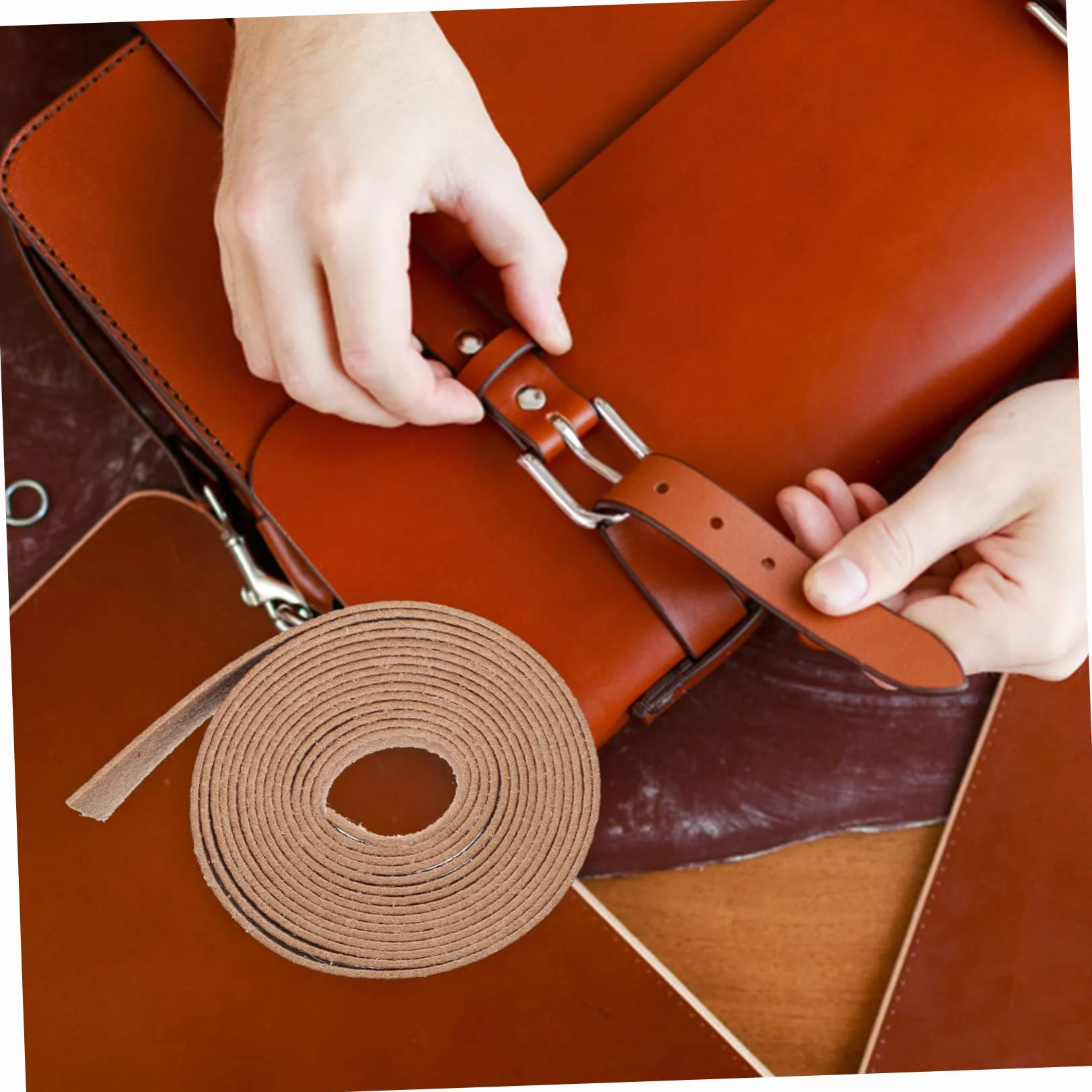 Striscia in Pelle Pu Marrone 2,5x200cm per Creazione Cinture e Accessori Artigianali Fai da Te, Materiale Semilavorato per Tracolle, Cinturini e Braccialetti, per Progetti