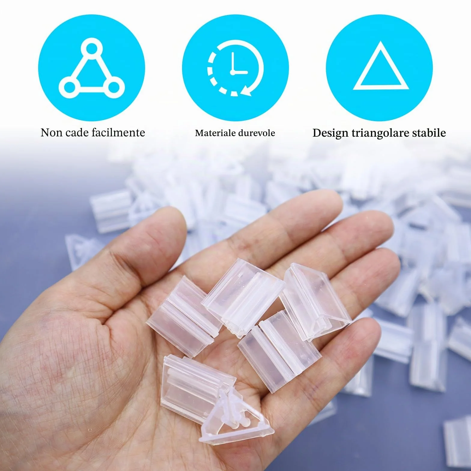 100 pcs Supporti per Carte in Plastica Portacarte Pezzi di Giochi in Plastica Titolari Carte da Gioco Trasparente Supporti Cartelli Triangolare per Foto Biglietti da Visita