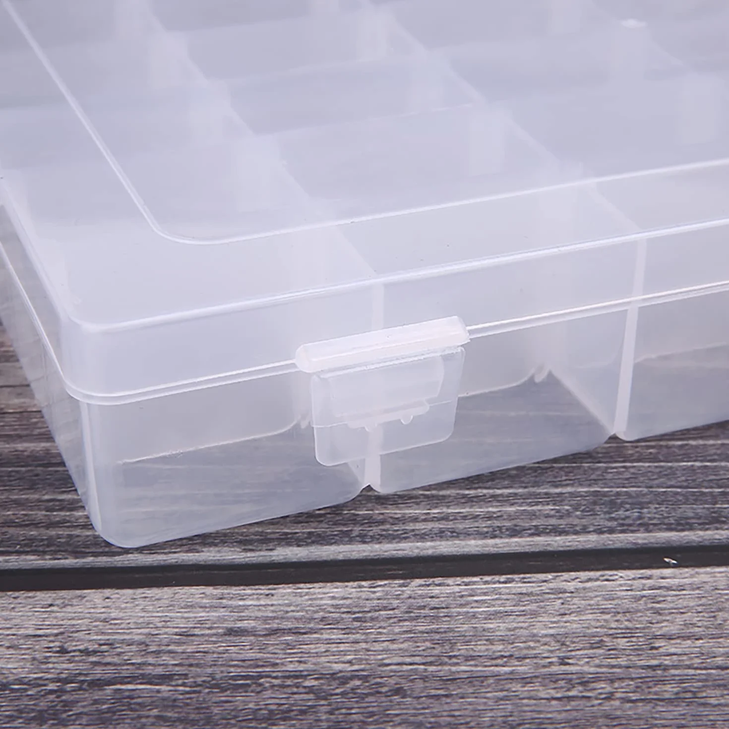Plastikowy organizer na biżuterię 36 przezroczystych pudełek z przegrodami