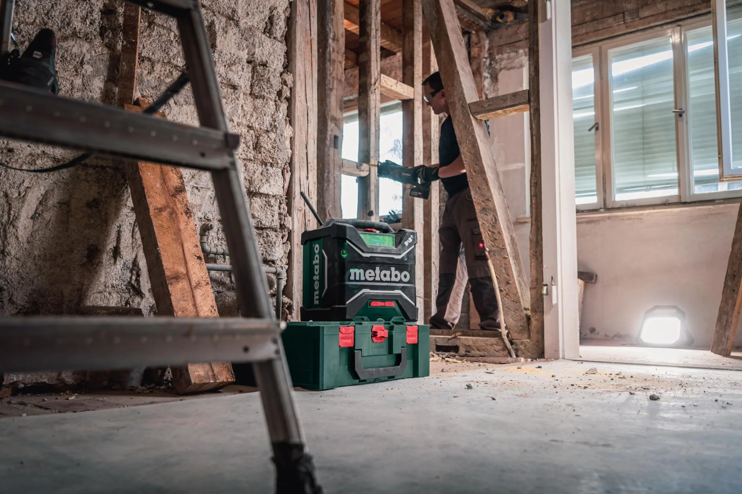 Metabo Radio da cantiere RC 12-18 32 W BT DAB+, 18 V, con Bluetooth e AUX, classe di protezione IP 54, radio 600779850