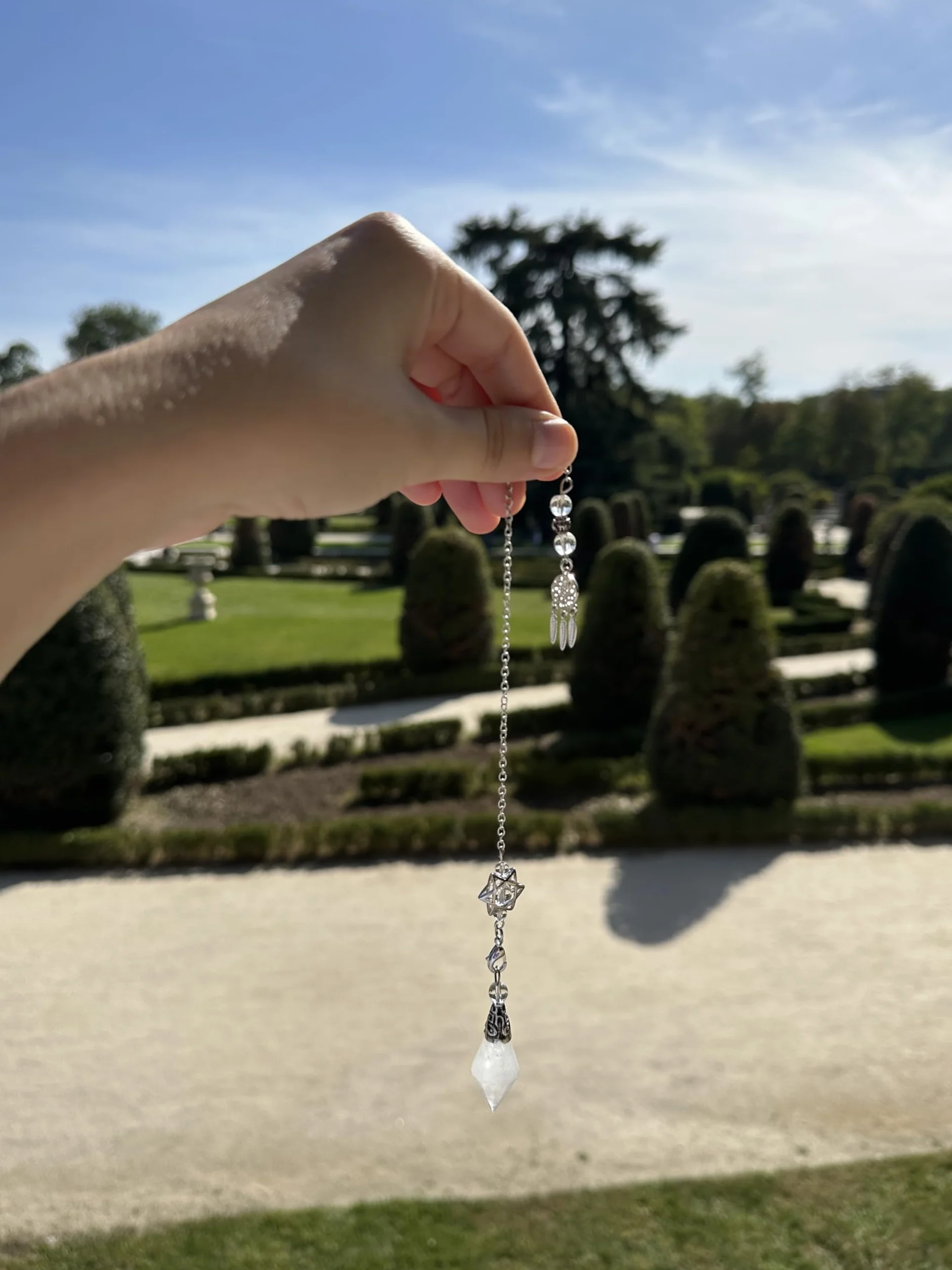 Pendolo di cristallo esagonale vintage per rabdomanzia Chakra Reiki Divination (quarzo bianco)