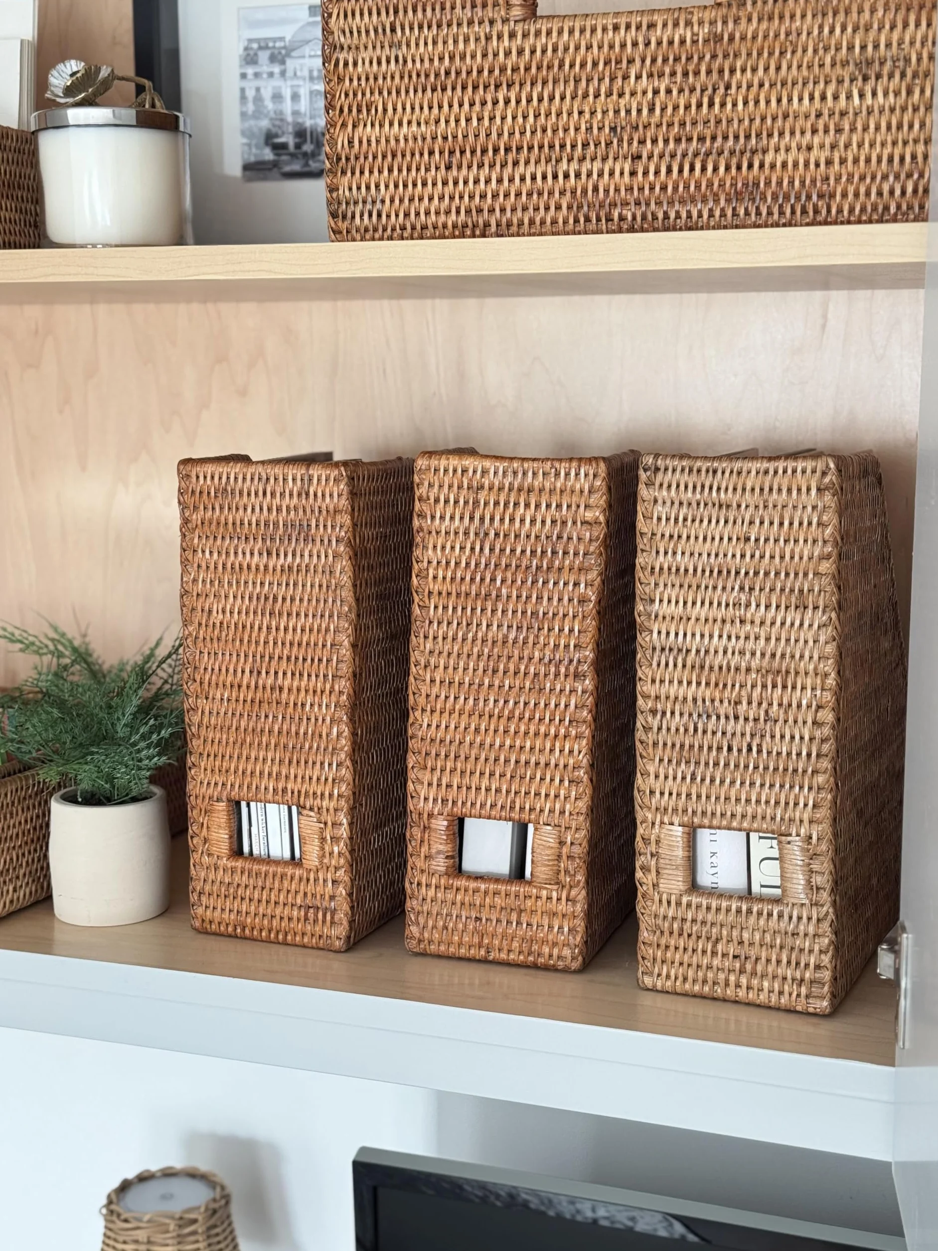 Kouboo Magazine Organizer La Jolla Rattan Vimini Miele Marrone 26.67 x 11.43 x 30.48 cm