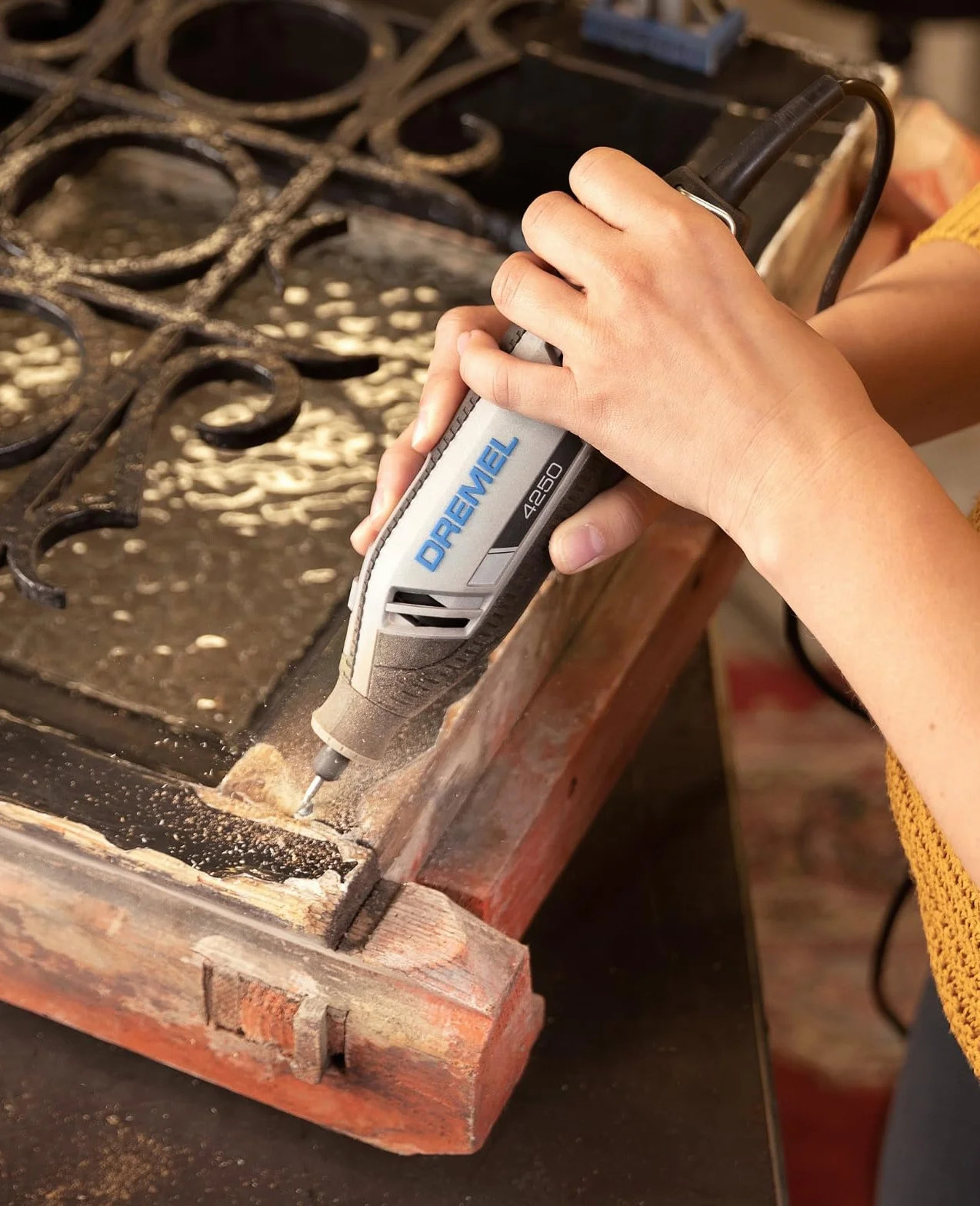 Dremel 4250 Utensile Rotante 175 W Kit Multiuso 45 Accessori Velocità Variabile 5000-35000 RPM