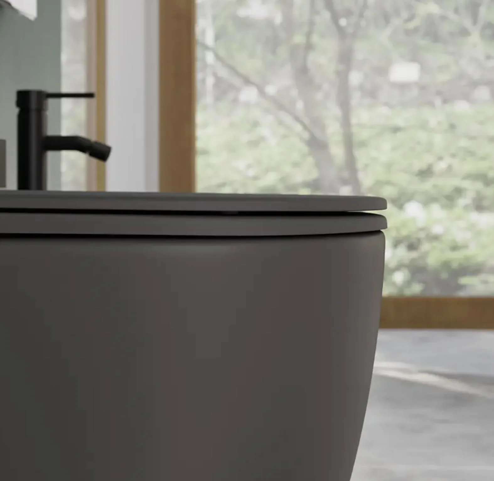 Coppia di sanitari filomuro ceramica grigio opaco vaso rimless copriwc soft-close e bidet ASIA SMALL