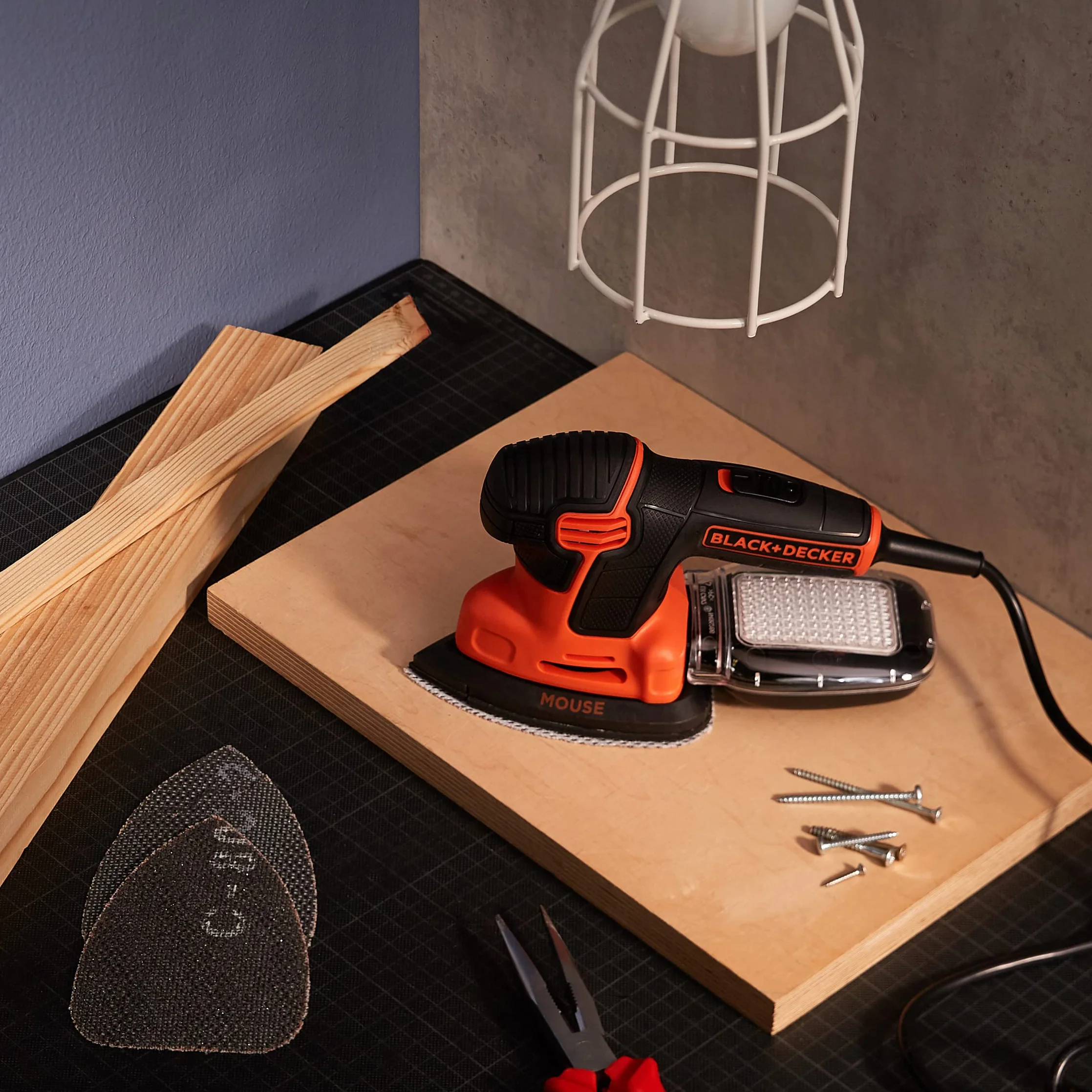 BLACK+DECKER Levigatrice Mouse 120W KA2000-QS Zestaw z 6 akcesoriami