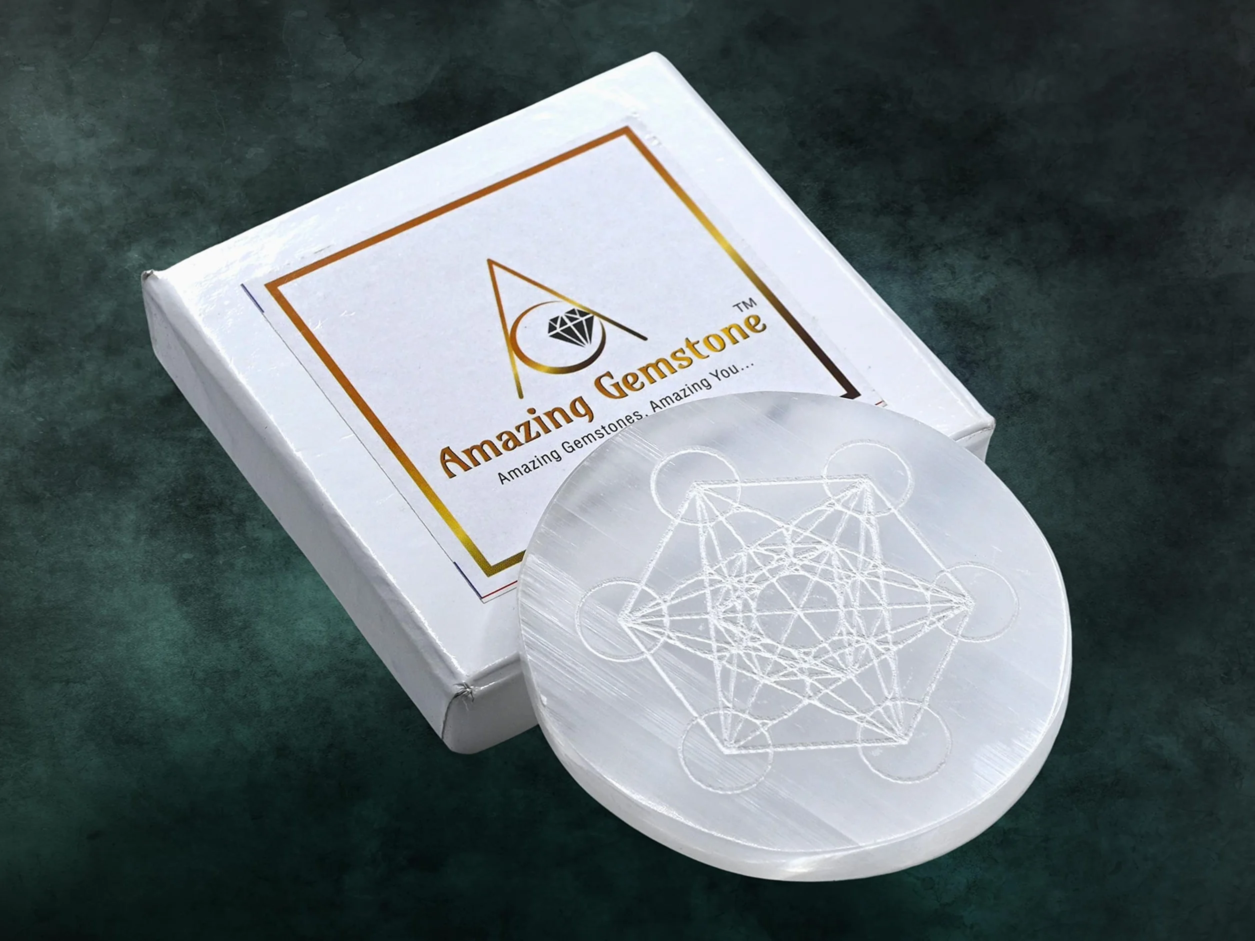 Piastra di ricarica in cristallo di selenite con cubo di Metatron inciso 4,3" per cristalli e pietre curative