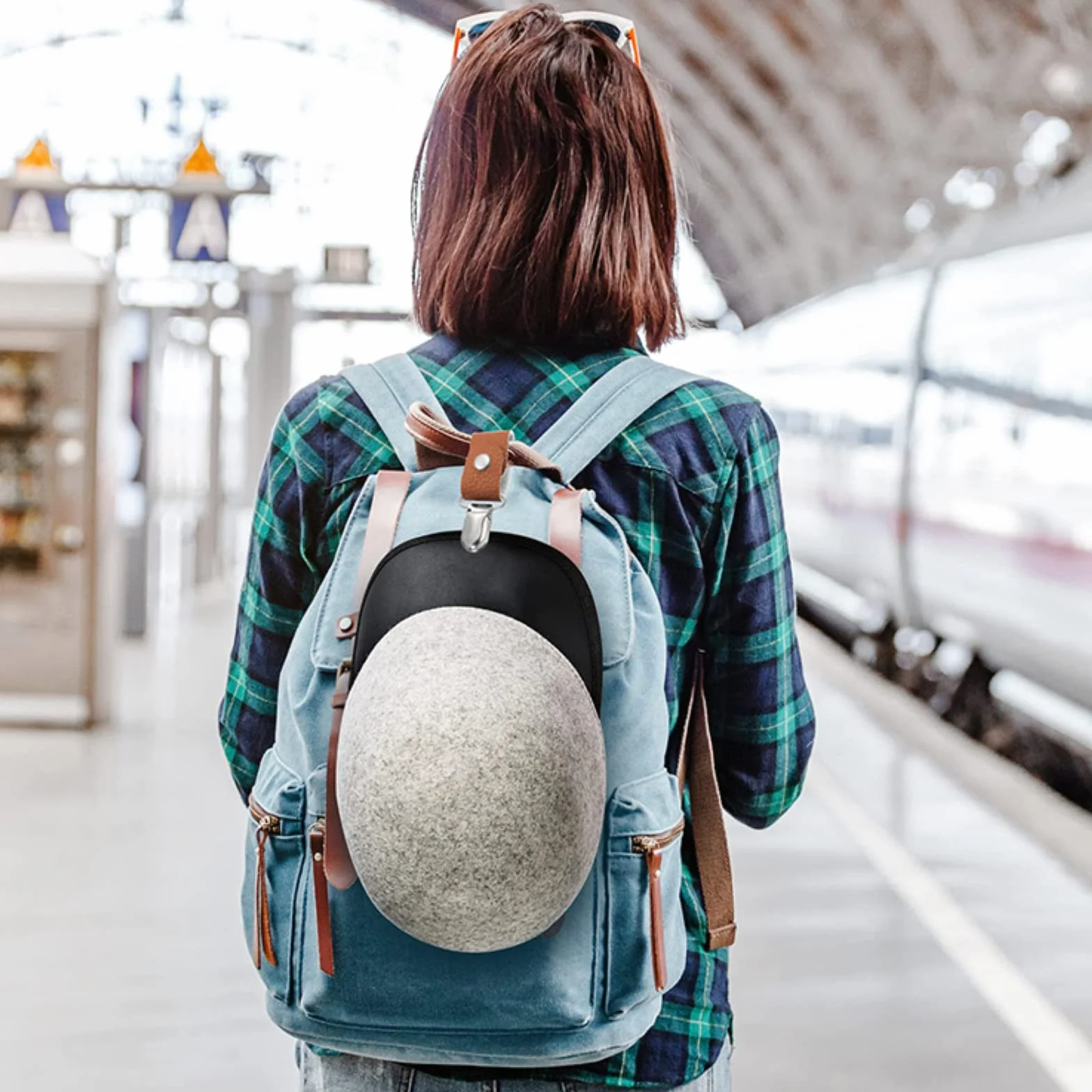 2 Clip per Cappelli da Viaggio in Borsa in Pelle PU, Multifunzione per All'aperto (Marrone+Nero)