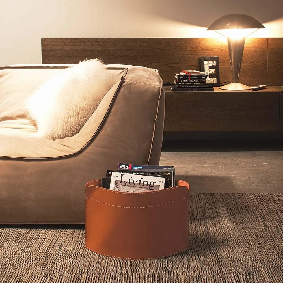 LIMAC Design GIUSY, portariviste in Cuoio di Design, Borsa Porta giornali Moderno, Contenitore riviste da Interno, cesta Porta-riviste, Prodotto in Italia. Nero