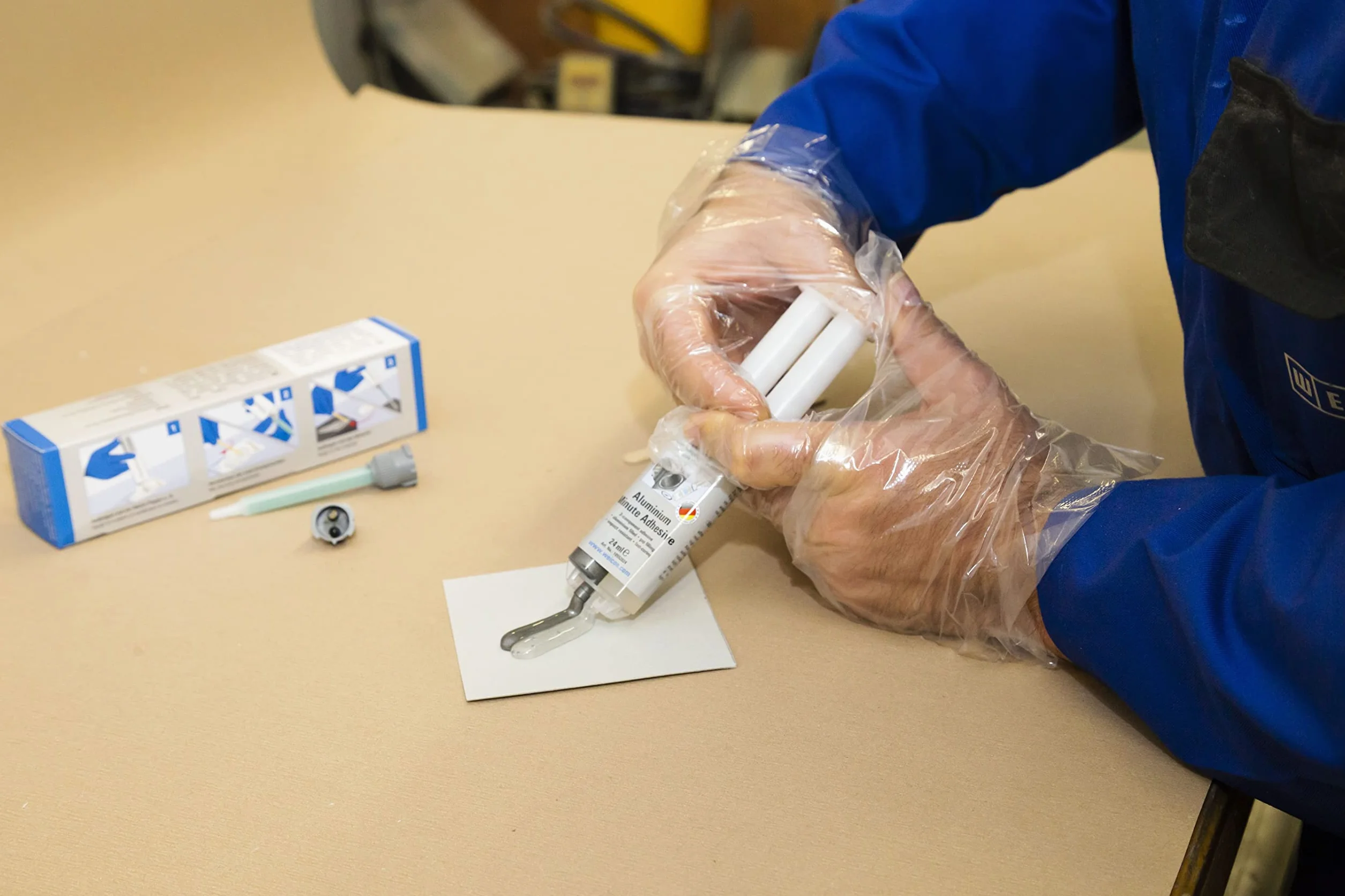 WEICON Aluminium Minute Adhesive with mixing nozzle 24 ml | fast-curing 2-component epoxy adhesive