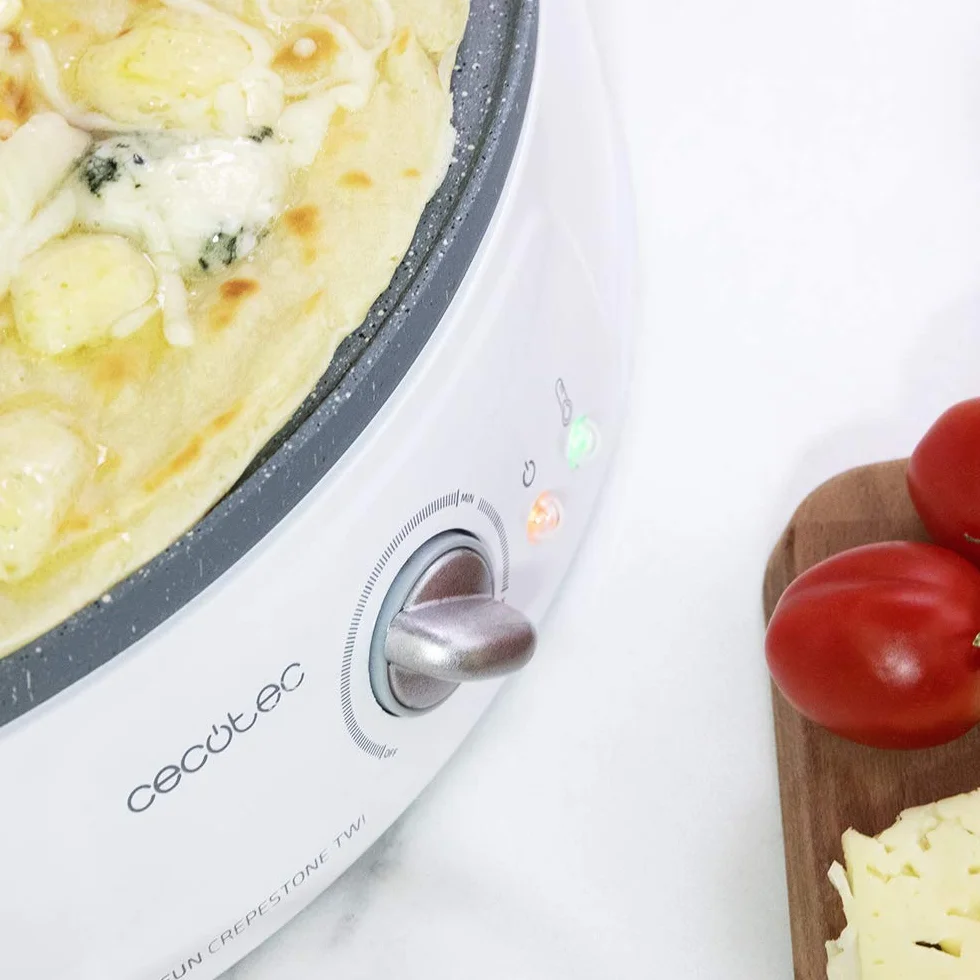 Cecotec Crepe Maker Fun Crepe stone Twin. Piastra Reversibile con Copertura Antiaderente RockStone, Termostato Regolabile, 30,5 cm di Diametro, Rullo e Spatola inclusi, 1200 W