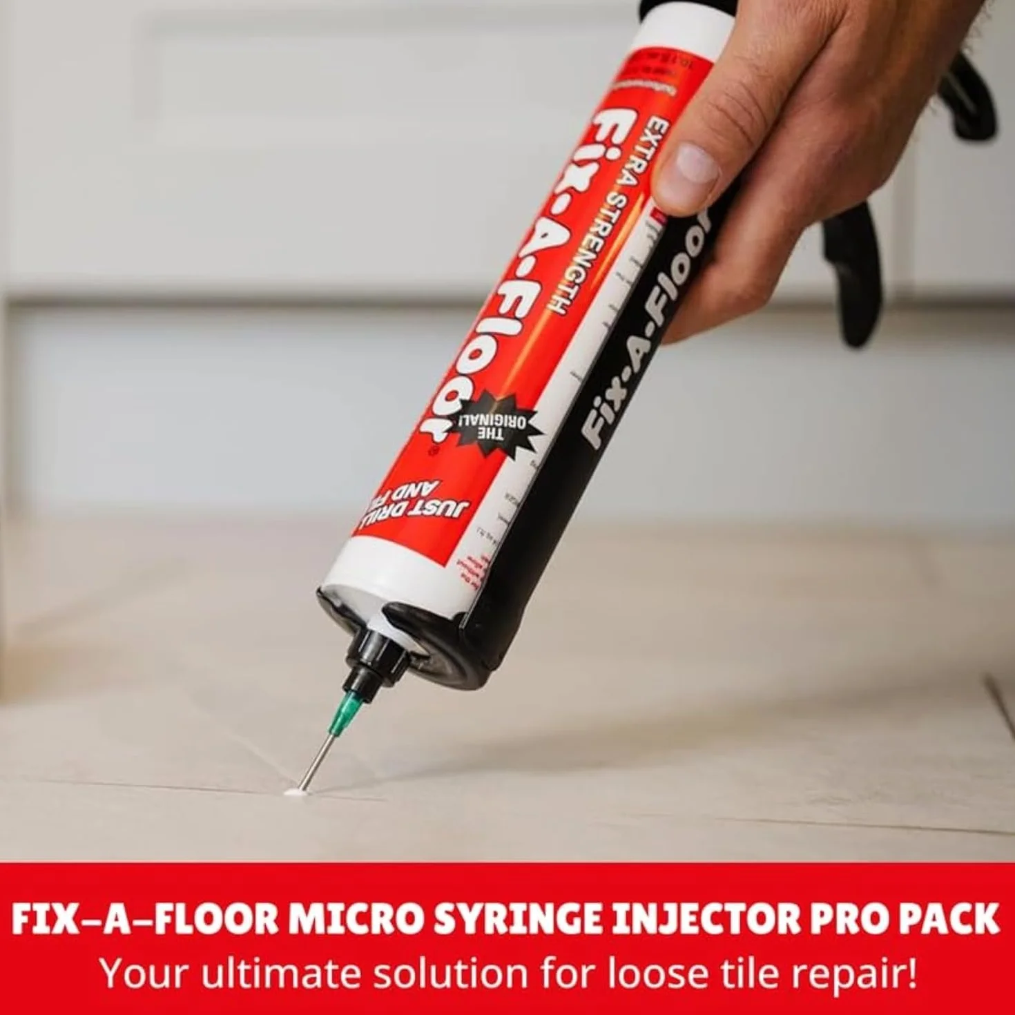 L'originale iniettore per micro siringa Fix-A-Floor per riparazione piastrelle sciolte e cave, confezione da 2. L'iniettore di micro siringa deve essere utilizzato solo in linee di malta inferiori a