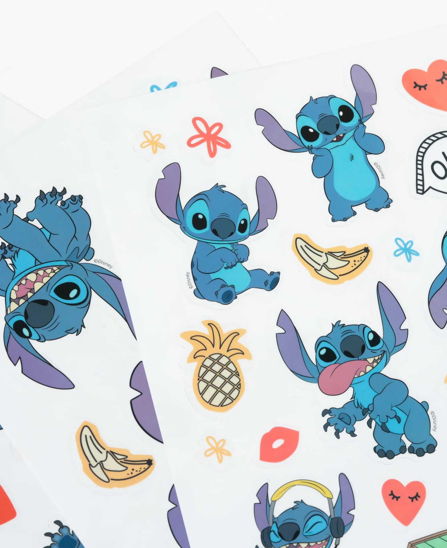 Grupo Erik: Stickers Disney Stitch - Pack di 57 Adesivi Riutilizzabili e Resistenti all'Acqua, Ottimi Come Decorazioni per PC Portatile, Personalizzati o Disney