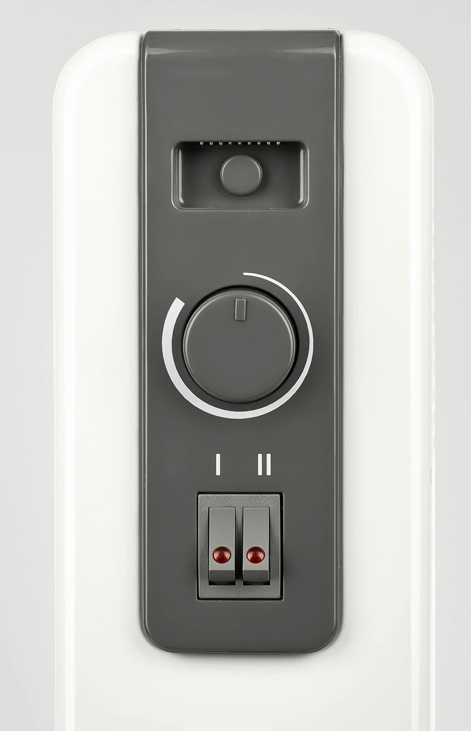 G3 Ferrari G60027 Radiatore ad Olio, 9 elementi riscaldanti, Eco, Bianco