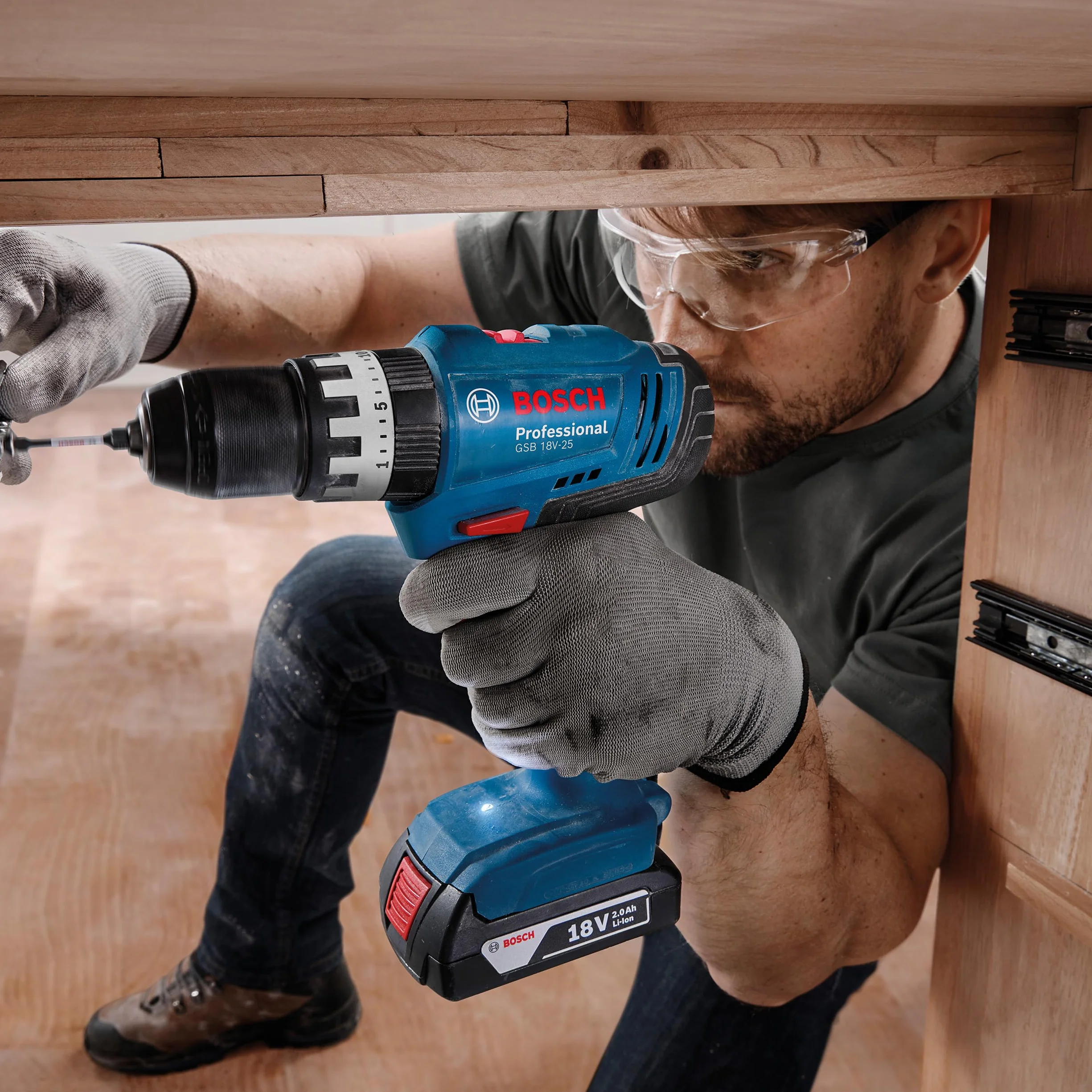 Bosch Professional 18V System Trapano-avvitatore con percussione a batteria GSB 18V-25 (Ø vite max. 10 mm)