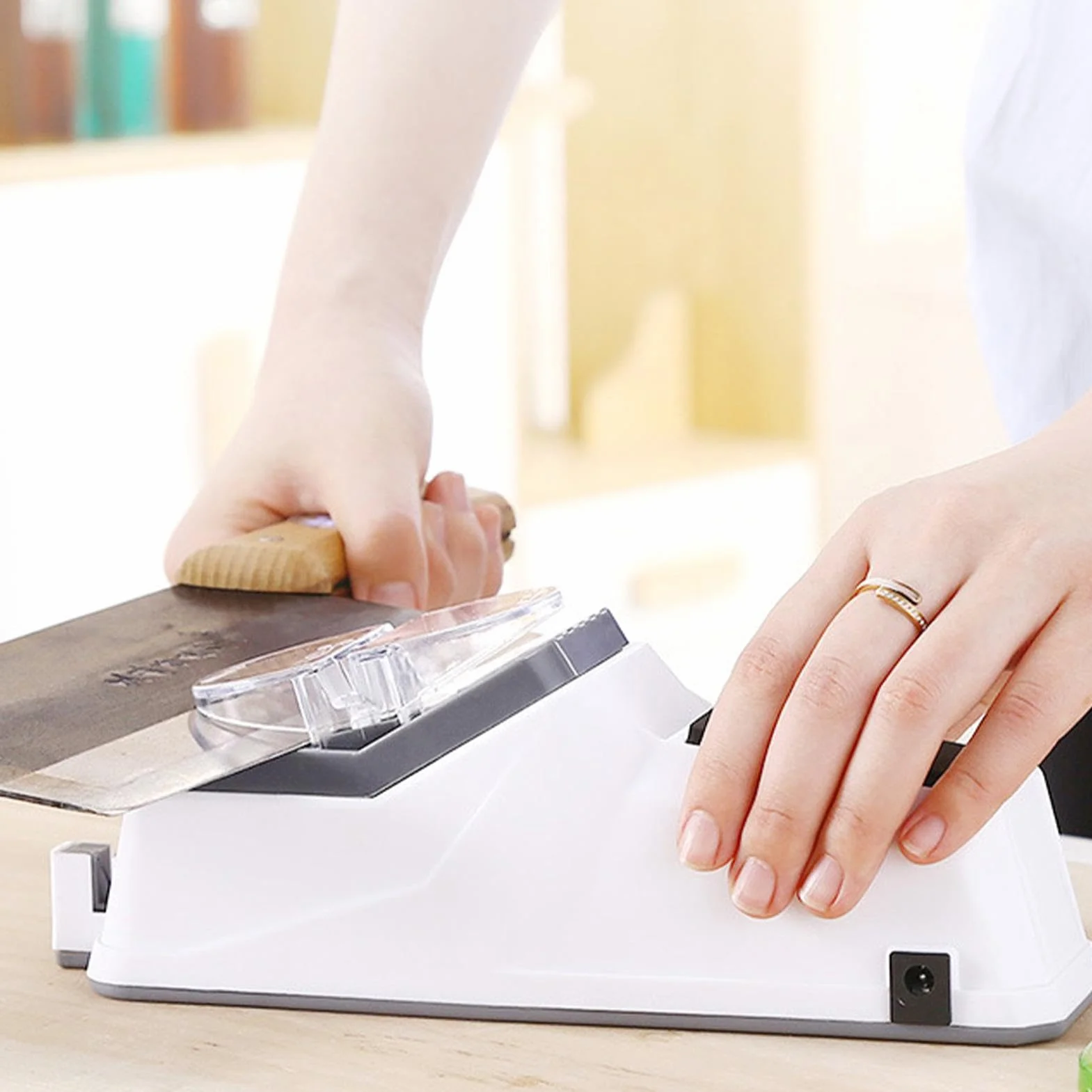 Affilacoltelli elettrico - Affilacoltelli professionale leggero per la casa | Utensili da cucina per 5 secondi di affilatura e lucidatura rapida, con copertura protettiva
