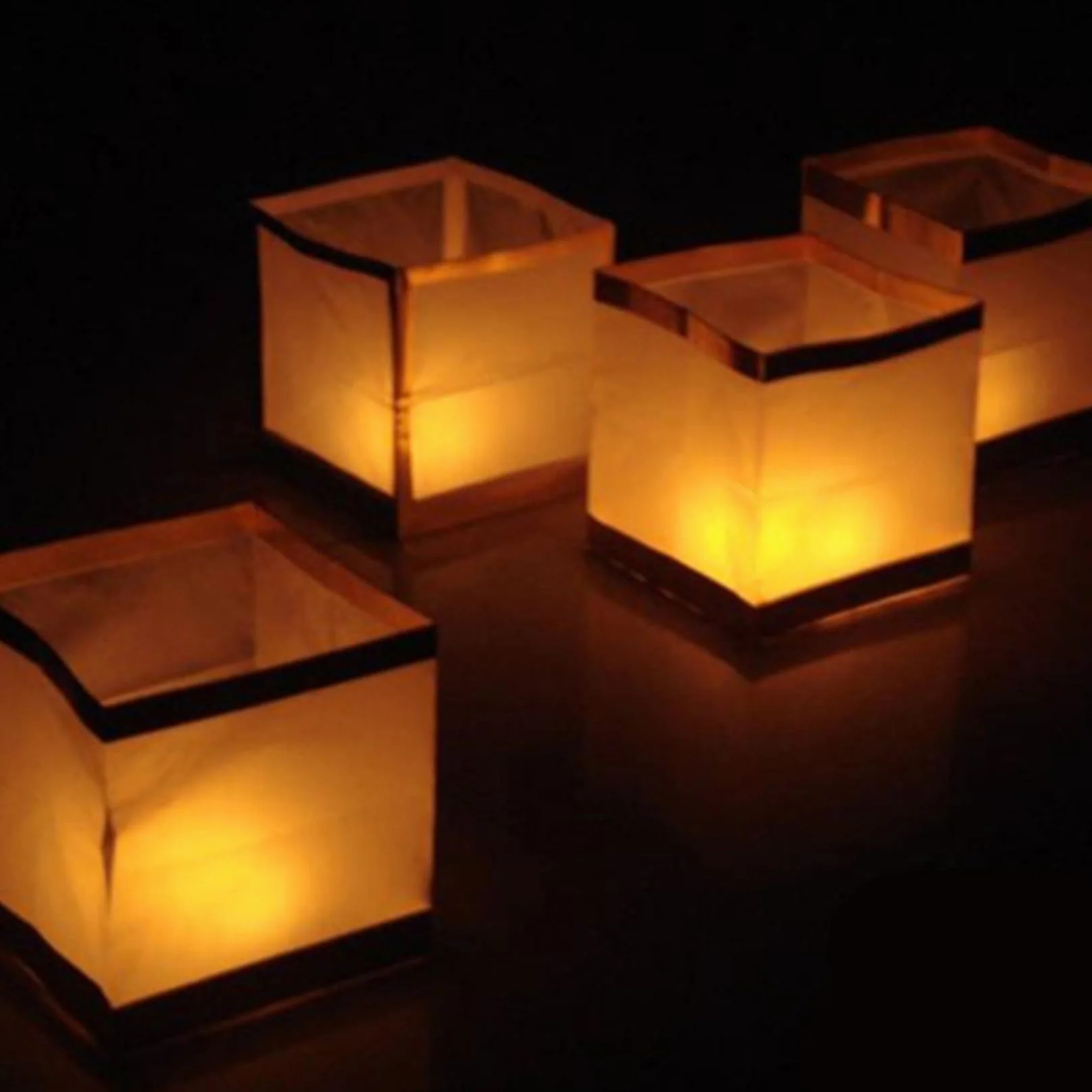 Lanterne galleggianti da 20 pezzi, luci per piscina galleggianti scrivibili e disegnabili fai-da-te, lanterne di carta bianca da 6 e 4 pollici per esprimere desideri