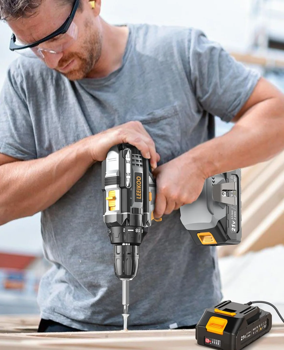 Avvitatore a Batteria, LEEIKOO Trapano Avvitatore Batteria 21V, Avvitatore Elettrico 42N.m con 2 Batterie da 2.0Ah, 2 Velocità, 18+1 Coppie, 14 Accessori, Luce a LED Per Fai da te, Casa e Giardino