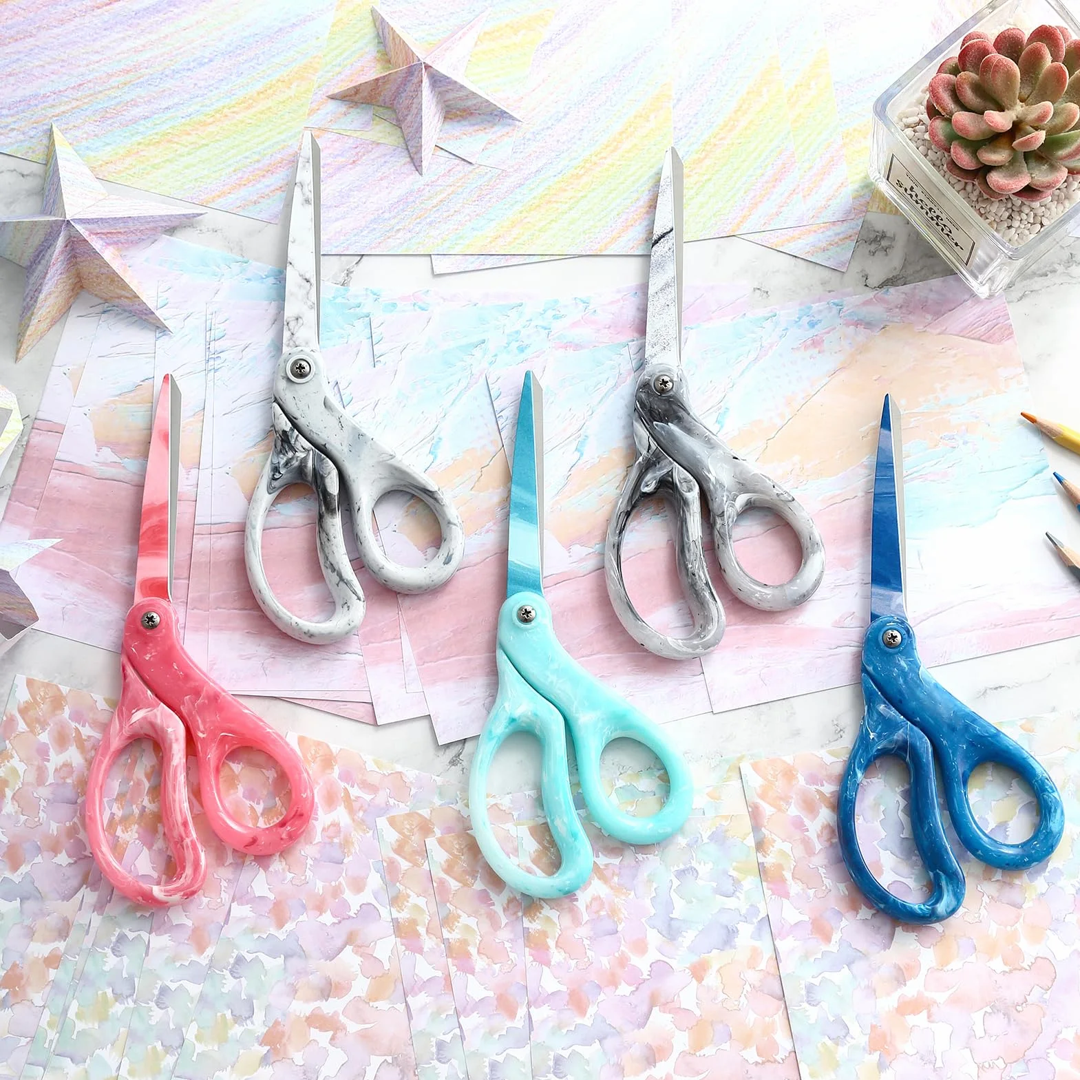 LIVINGO Forbici per bricolage – Lame in acciaio inox ultra affilate per tessuto, carta, ideali per sartoria, artigianato, ufficio, scuola, uso domestico, elegante manico blu scuro sfumato