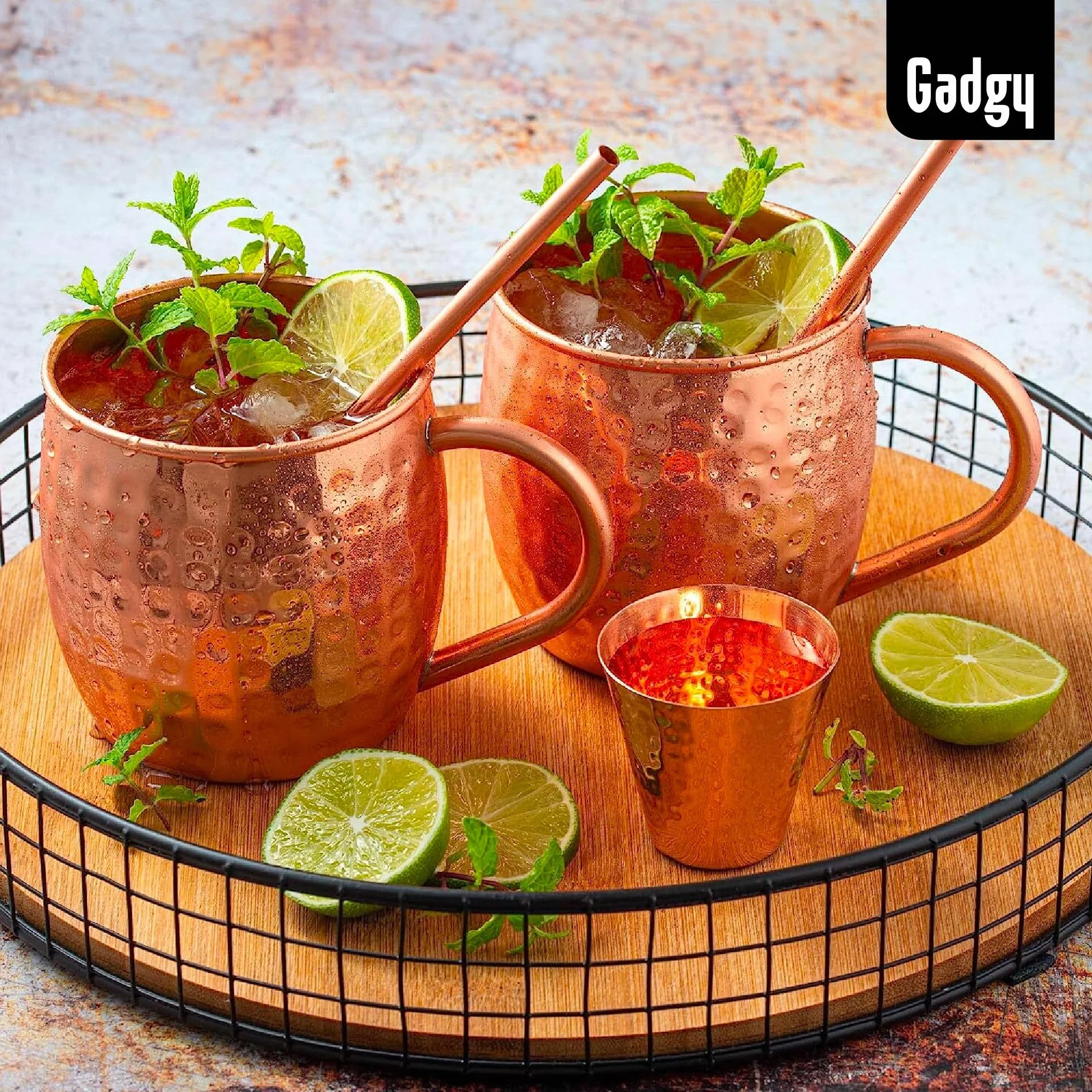 Set Moscow Mule in Rame – 2 Tazze Cocktail Fatte a Mano con Cannucce & Misurino – Bicchieri per Cocktail e Bevande Ghiacciate