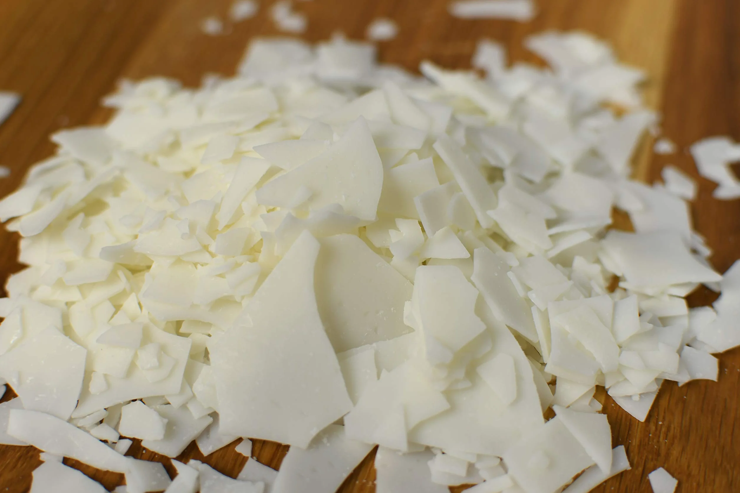 Materialix Cera di soia premium - varie dimensioni - cera di soia ecologica naturale per la produzione di candele (1kg)
