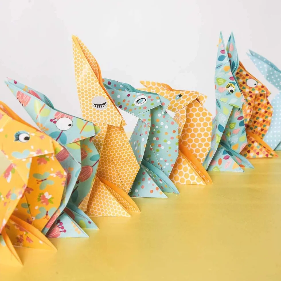 Avenue Mandarine OR505O - Confezione da 60 fogli origami 20x20 cm 70g (30 motivi x 2 fogli) e un foglio di adesivi inclusi, Spring