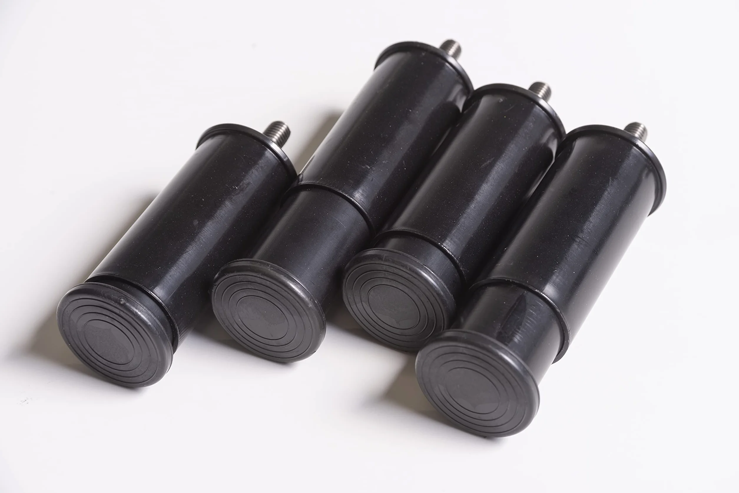 IPEA 4X Piedini Regolabili per Mobili, Cucina, Divano, Armadi – Set di 4 Gambe Allungabili in Altezza da 100 a 145 mm – Piedi Colore Nero – 45 millimetri di Allungamento