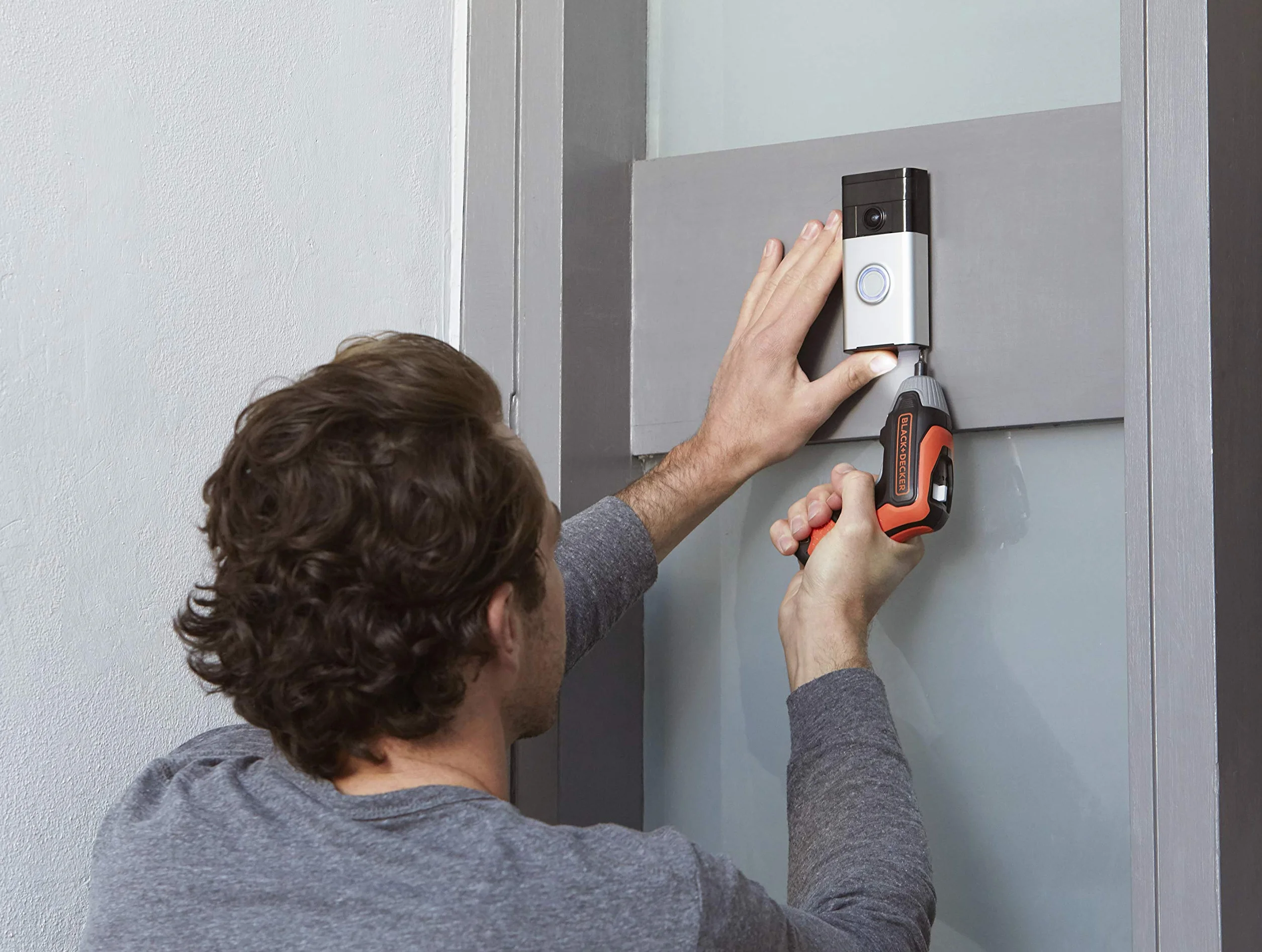 BLACK+DECKER Svitavvita a Batteria. BCF611CK-QW