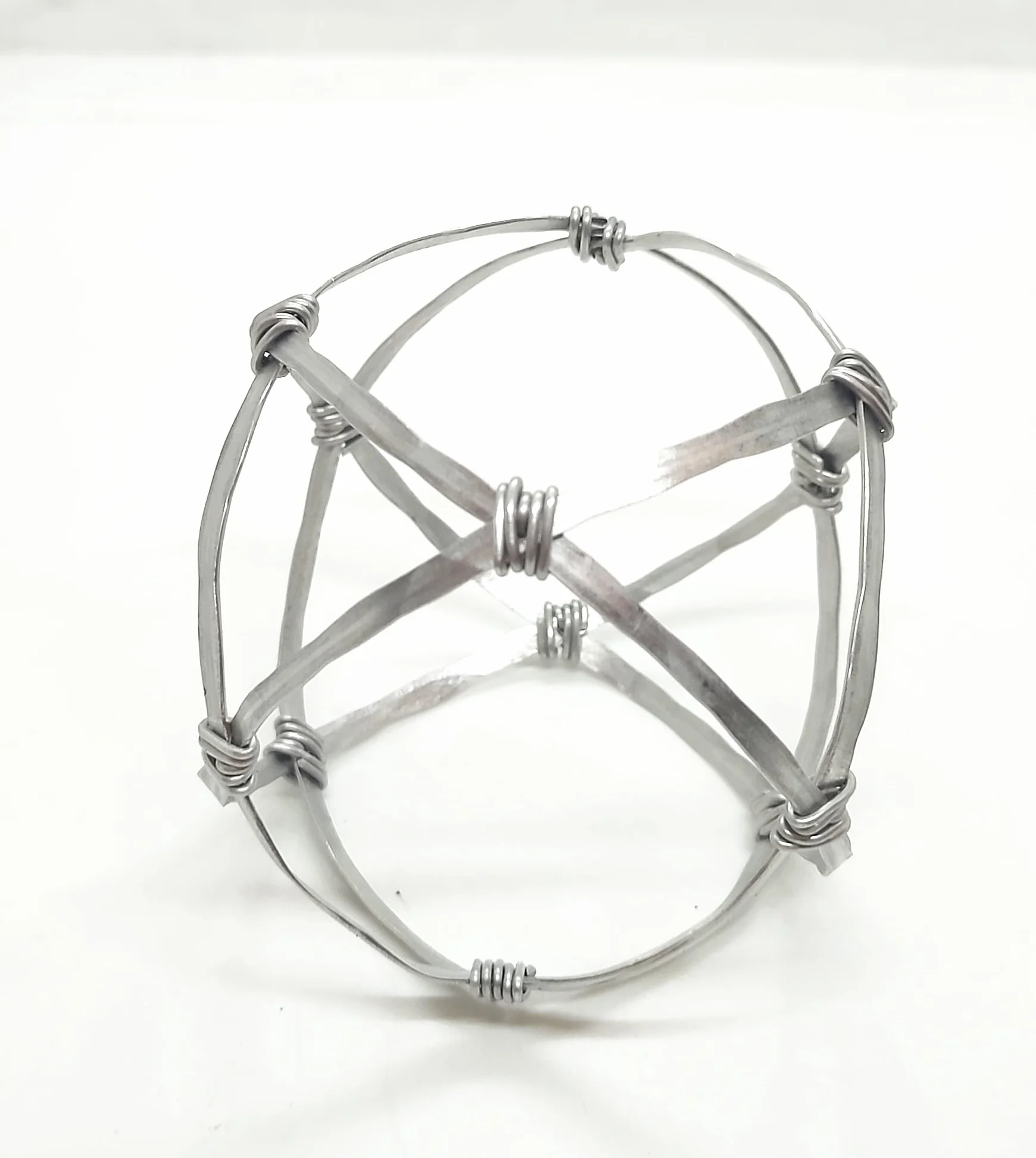 Generico Crystal Genesa Artigianale 11 cm Geometria Sacra Fatta a Mano Struttura Decorativa Energetica
