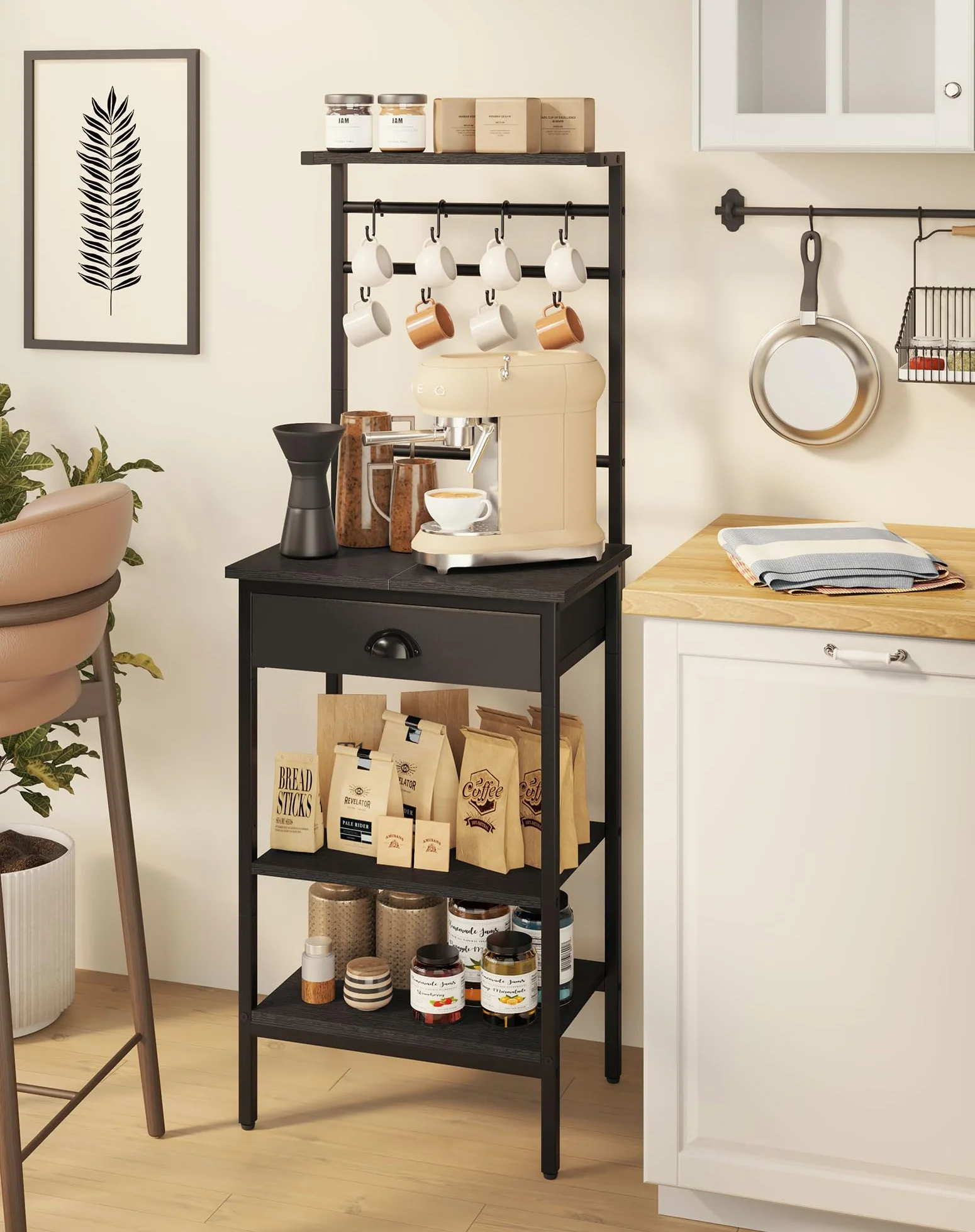 YMYNY Scaffale da Cucina, Porta-caffè in legno a 5 livelli, Scaffale per macchina del caffè, Organizzatore di 12 ganci, Cassetti in tessuto, 33 x 43 x 134,5 cm, per Soggiorno, Ufficio, Nero HBR009B