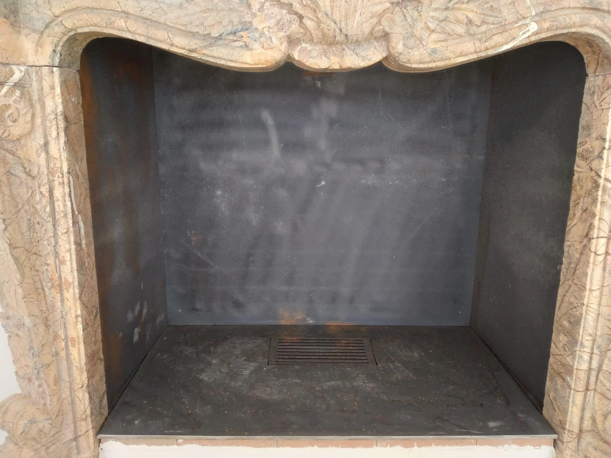 Fonderia Bongiovanni | Piana in Ghisa per Camino | Lastra in Ghisa Naturale | per Barbecue Fondale | Piastra in Ghisa | per Rivestimento Camino 50x80 cm