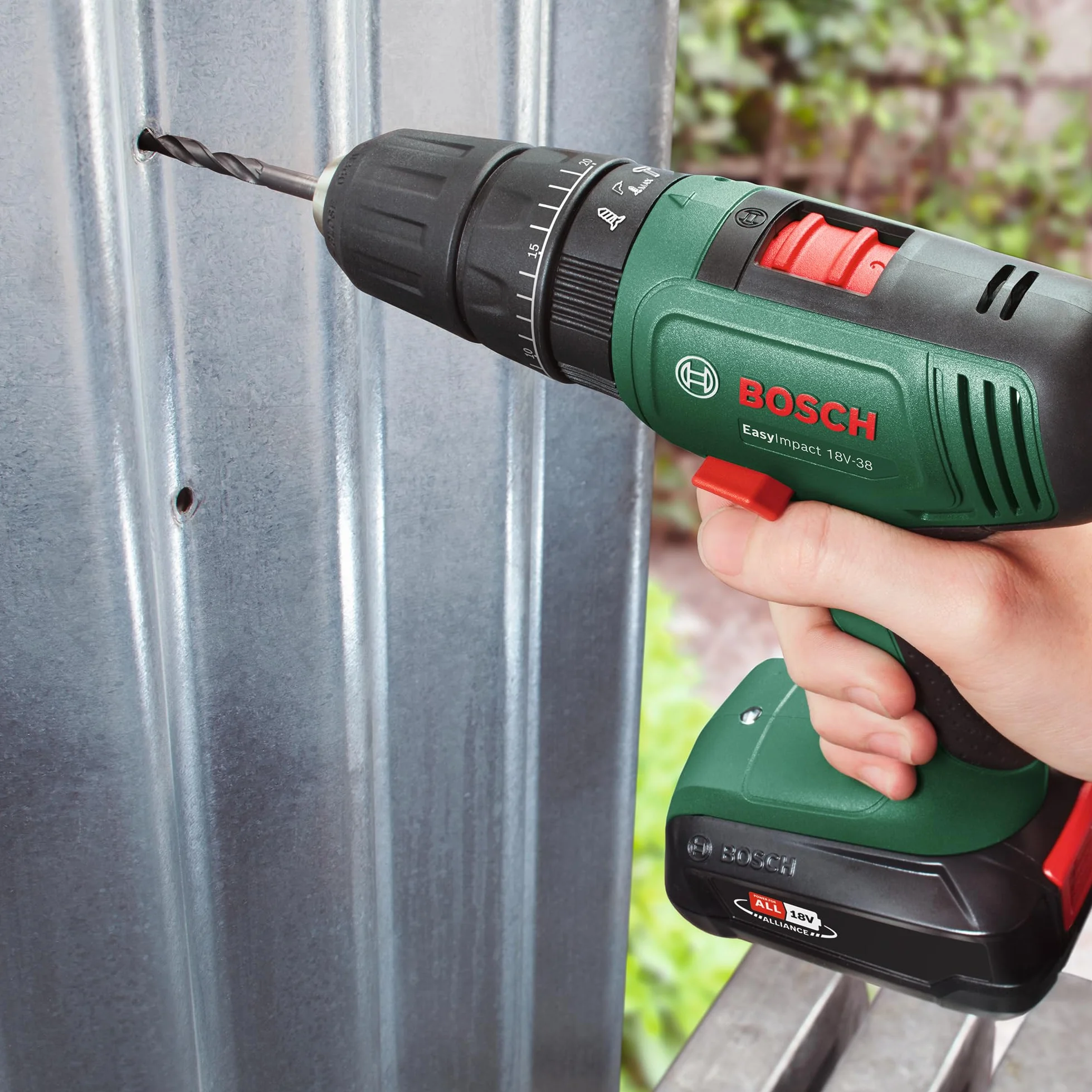 Bosch Trapano avvitatore a batteria EasyDrill 18V-38 (1 batteria da 2,5 Ah; sistema 18 volt; in custodia per il trasporto)
