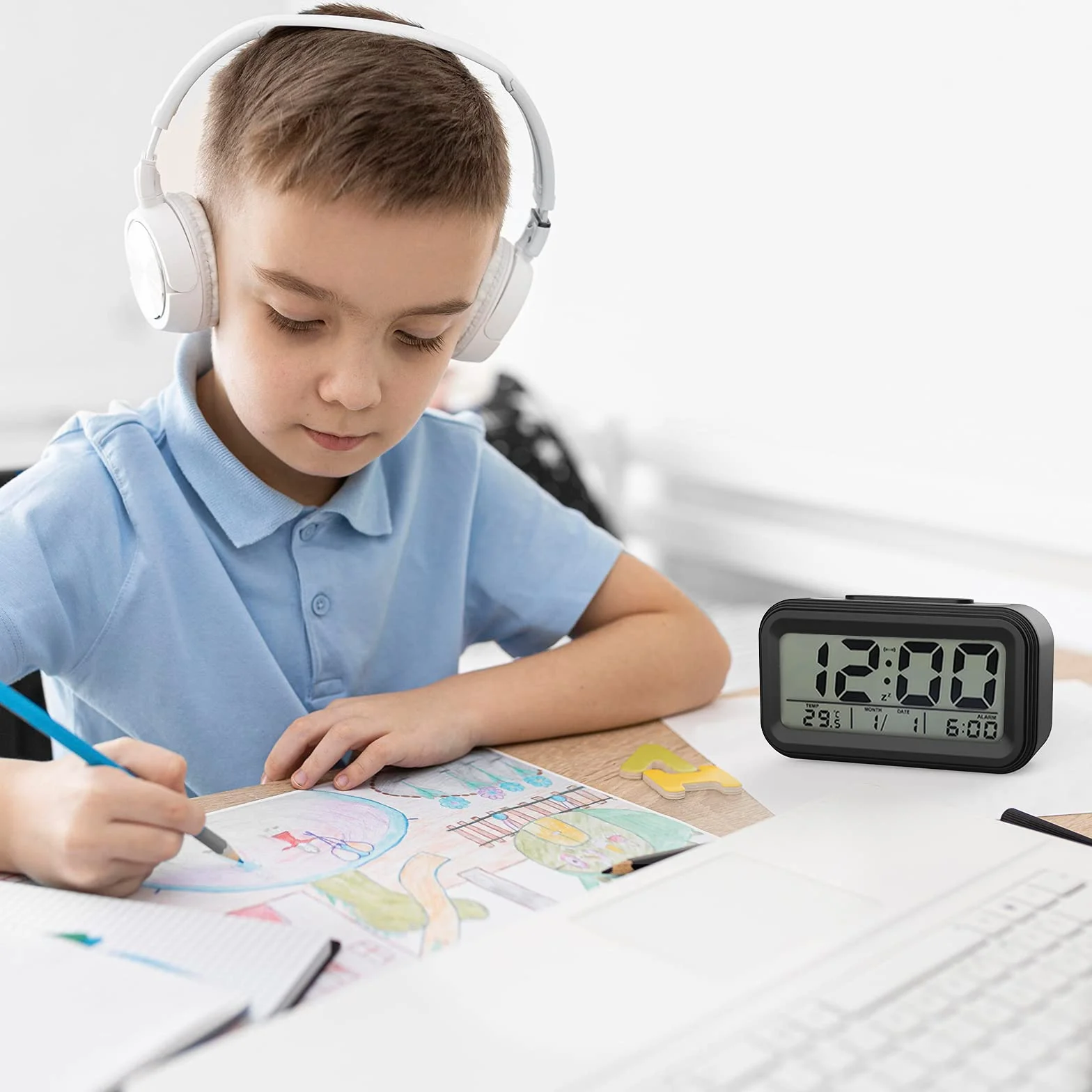 Coolzon Sveglia Digitale LCD Schermo Silenziosa Batteria Data Temperatura Snooze Luce Notturna Allarme Forte Nero