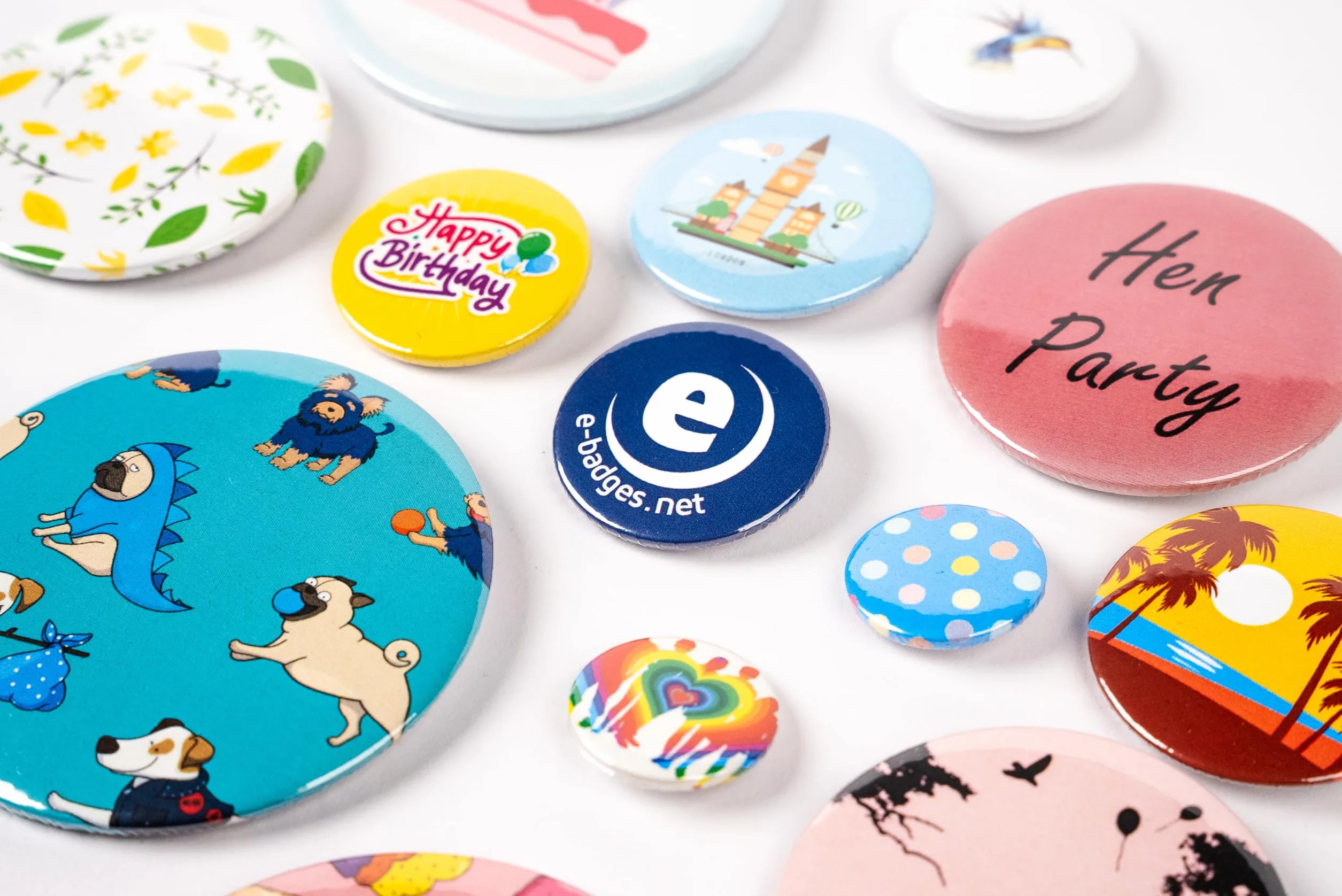 Macchina per Spille 38mm | 250 Badge Inclusi | Crea Spille con Taglierina Circolare | Intercambiabile con 25mm 45mm 58mm 77mm | Pin Maker
