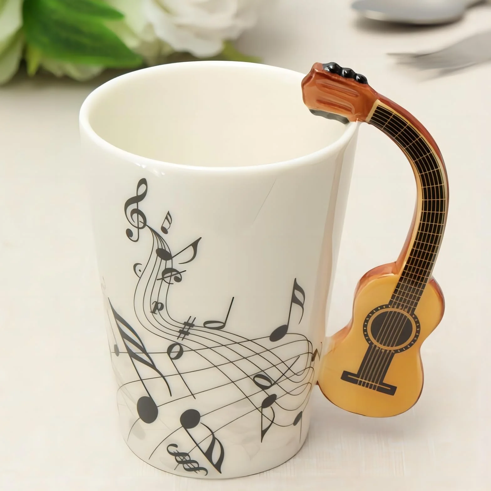 Ceramiczny kubek kreatywny 250 ml z uchwytem w kształcie gitary, na kawę, herbatę, mleko, pomysł na prezent (gitara drewniana)