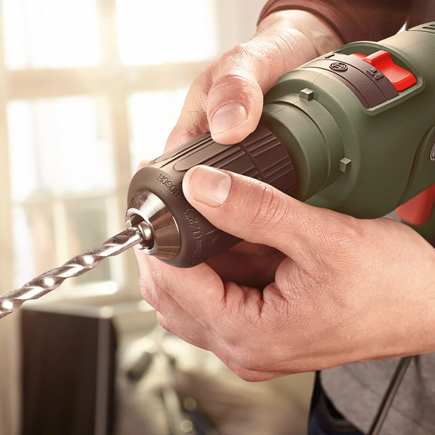 Bosch Home and Garden Bosch Trapano Elettrico a Percussione EasyImpact 600 (600 W, in Valigetta), Verde, 1/2 pollice