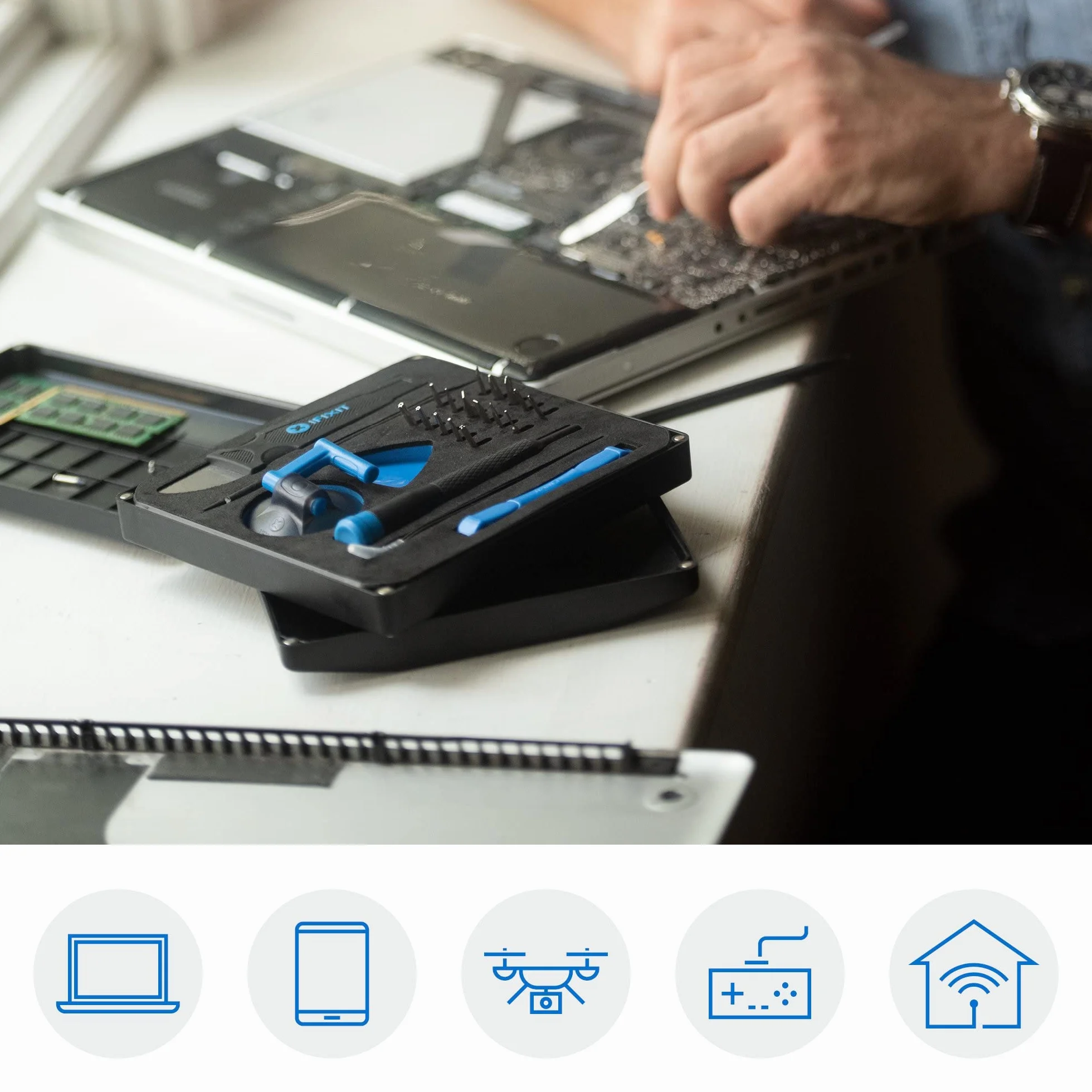 iFixit Essential Electronics Toolkit, Starter set di riparazione, 16 punte di precisione (4 mm), cacciavite e strumenti di apertura per smartphone