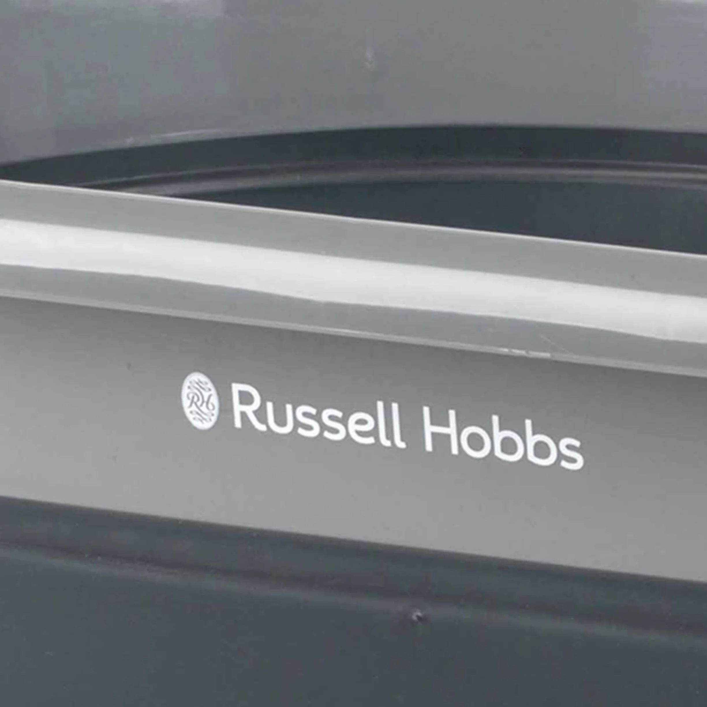 Russell Hobbs LA053879GRYEU cesto della biancheria in plastica con Maniglie di facile presa, 27L cestello di lavaggio, Design durevole e pieghevole, risparmio di spazio e facile da pulire, nero/grigio