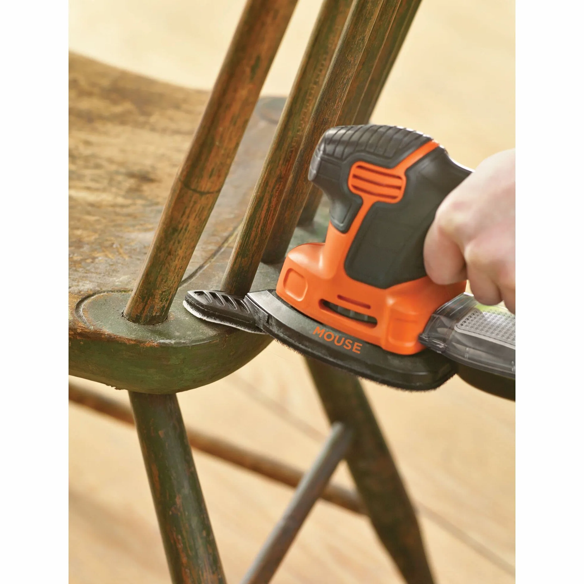 BLACK+DECKER Levigatrice Mouse 120W KA2000-QS Zestaw z 6 akcesoriami