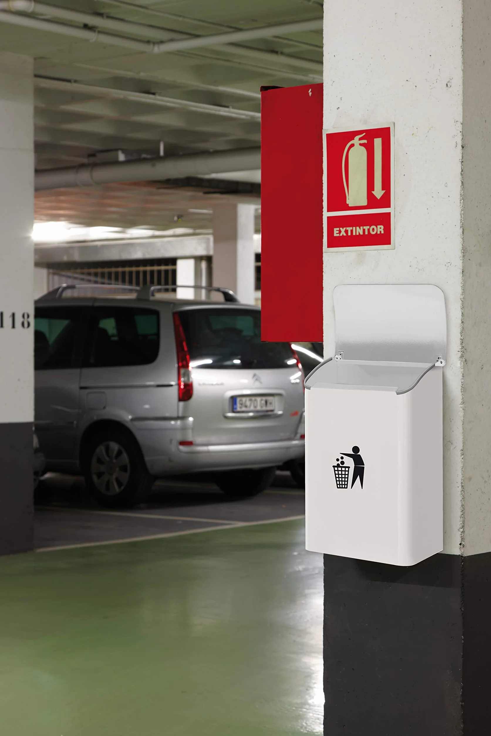 ARREGUI E6101 Cestino portarifiuti a muro per garage, interni, aree comuni, cestino da parete in acciaio, 18 L, bianco