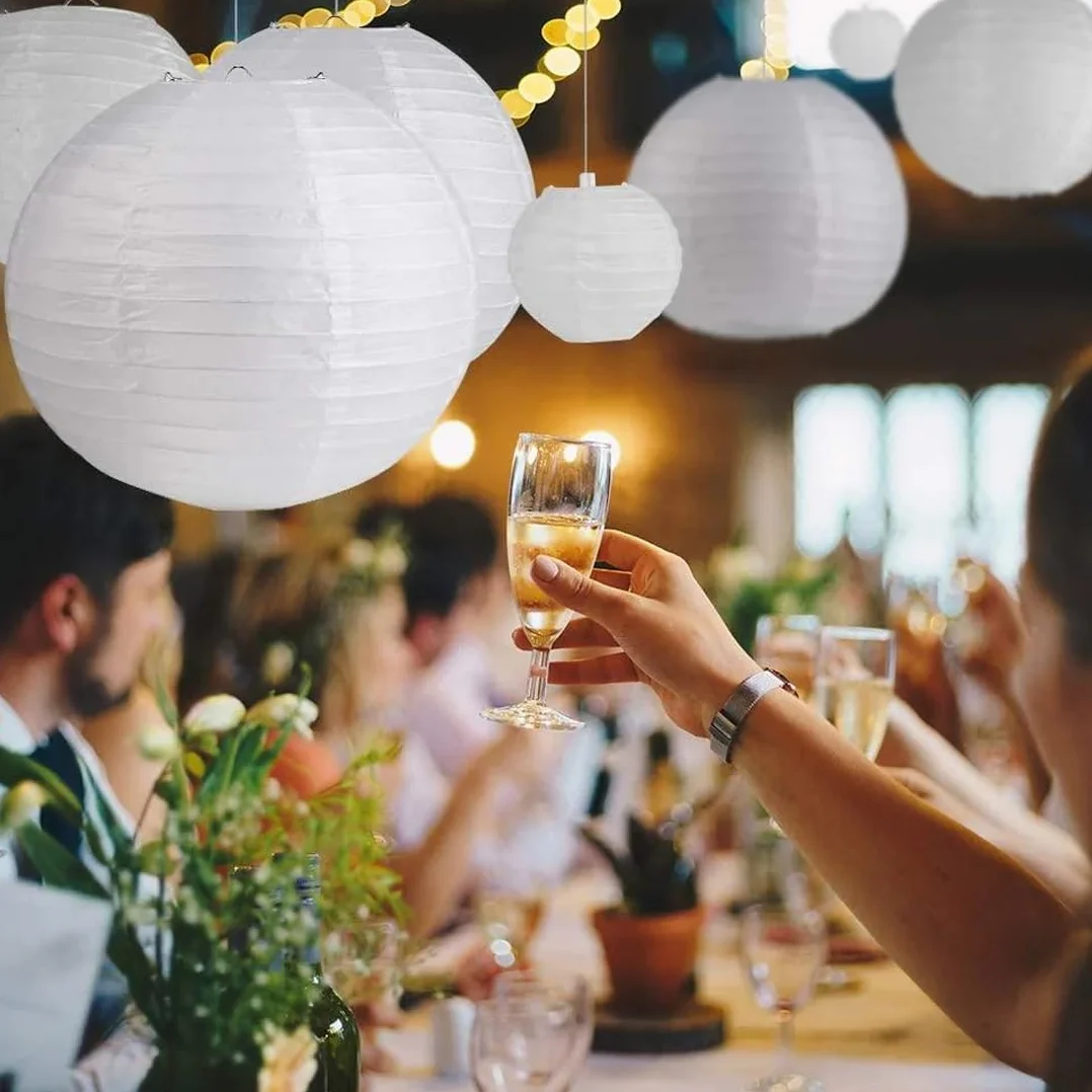 4 pezzi Lanterne Cinesi, 20cm Lanterna di carta Rotonde, White Lanterne di carta da Appendere Decorazione per Decorazioni Domestiche, Feste e Matrimoni, Con cavo decorativo di 60 m