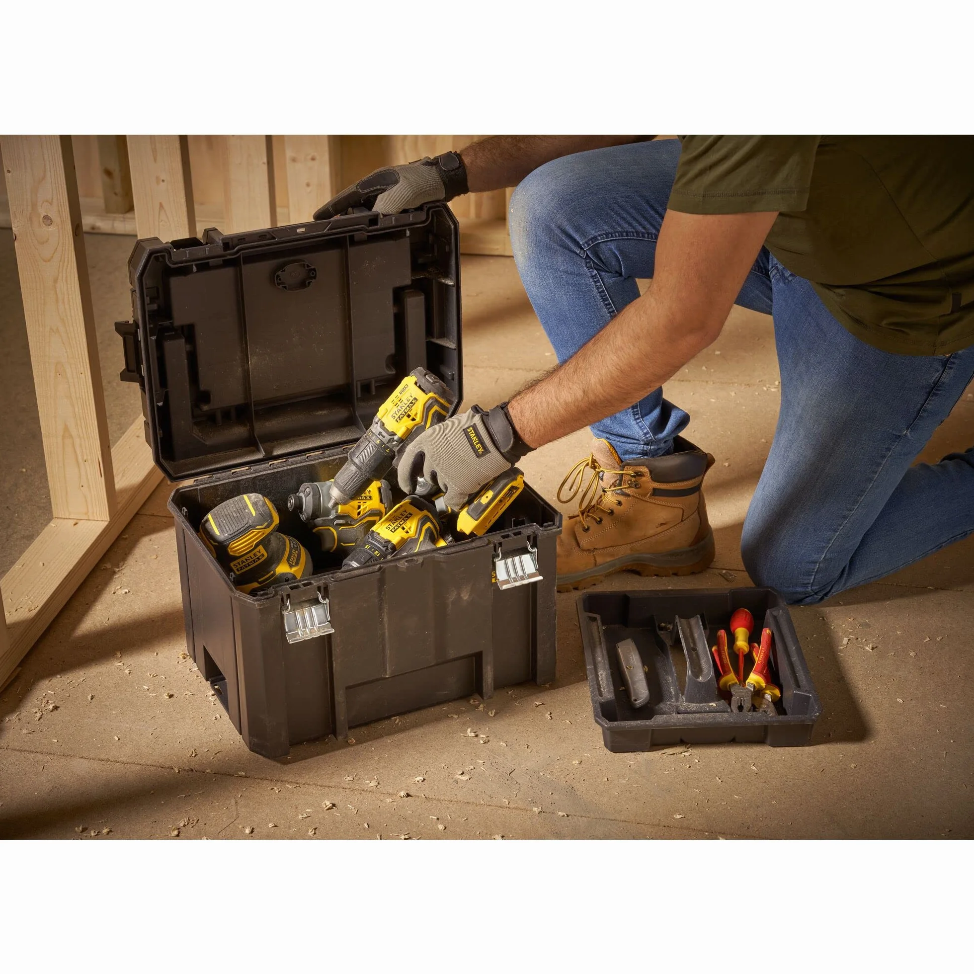 STANLEY FATMAX FMST1-75796 Cassetta Gran Volume con Maniglione PRO-STACK