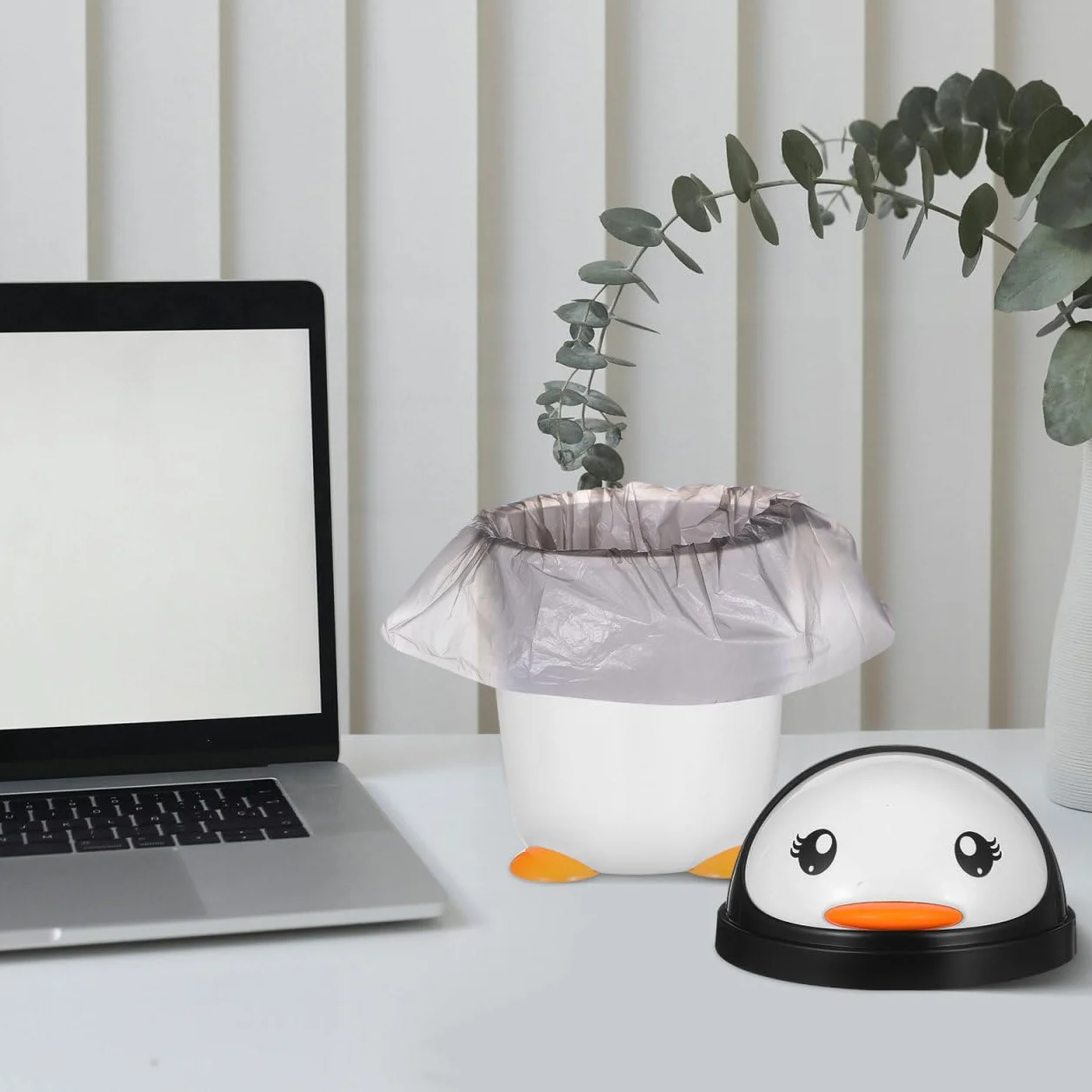 Angoily Pattumiera pinguino con coperchio in plastica, organizer per camera da letto, ufficio, auto, bagno, cameretta dei bambini, bancone