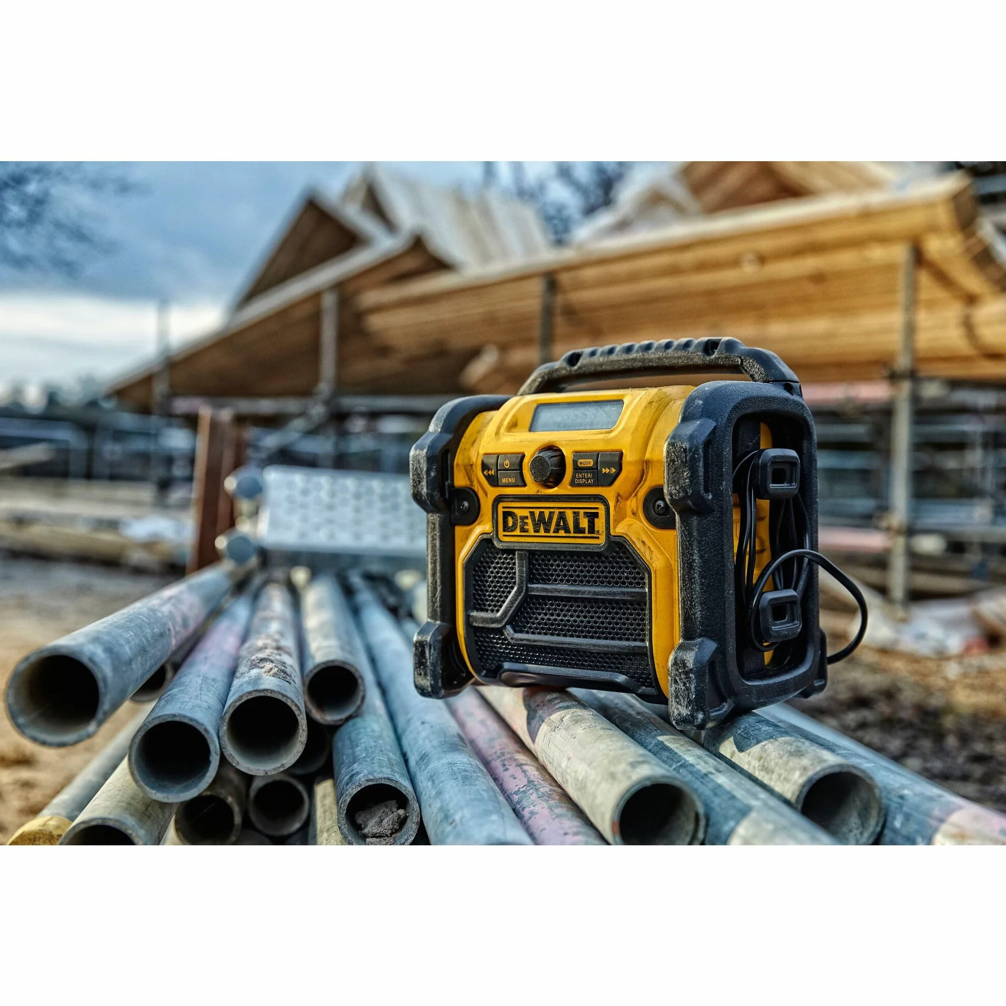 DEWALT Radio Stereo digitale FM e DAB+ (digital audio broadcasting), DCR020-QW